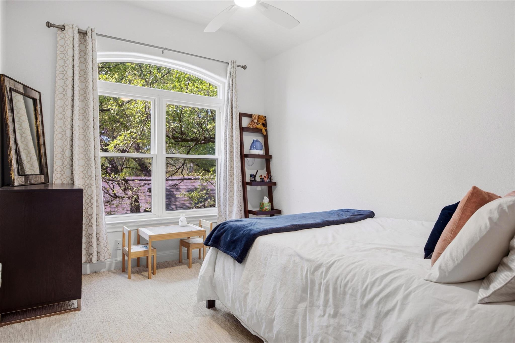 1600 W 39th 1/2 St, Austin, TX 78756