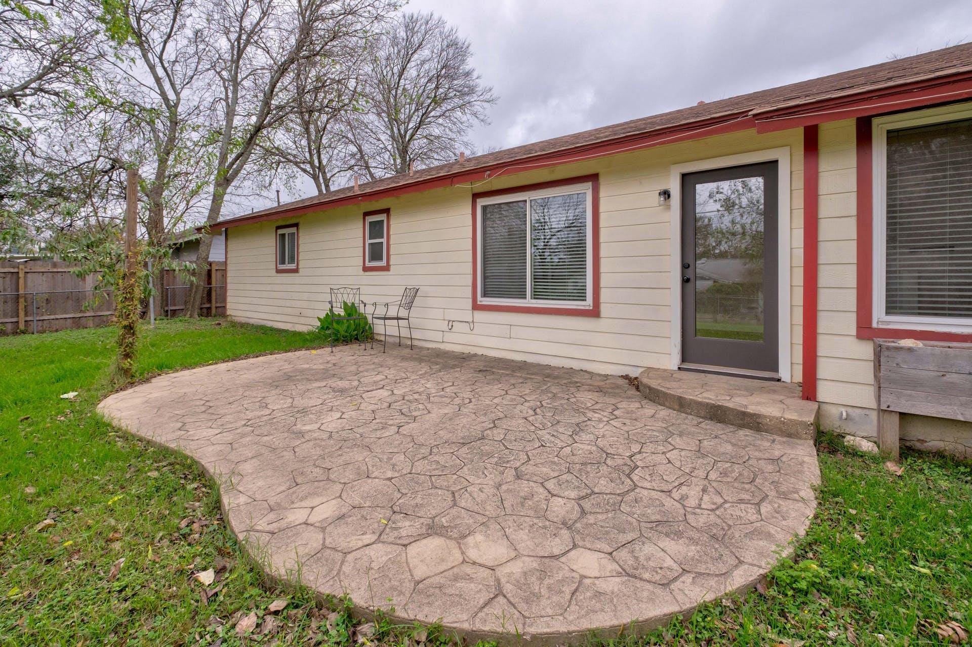 8525 Maine Dr, Austin, TX 78758