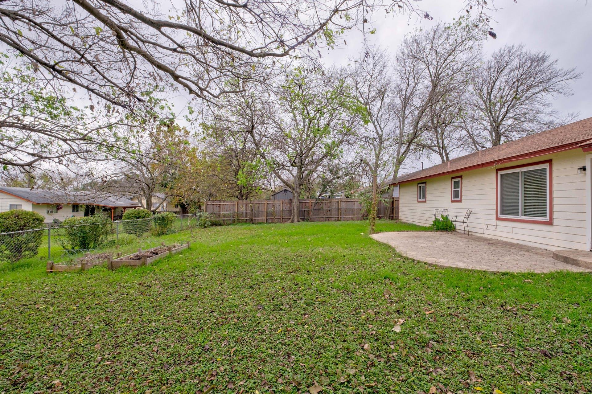 8525 Maine Dr, Austin, TX 78758