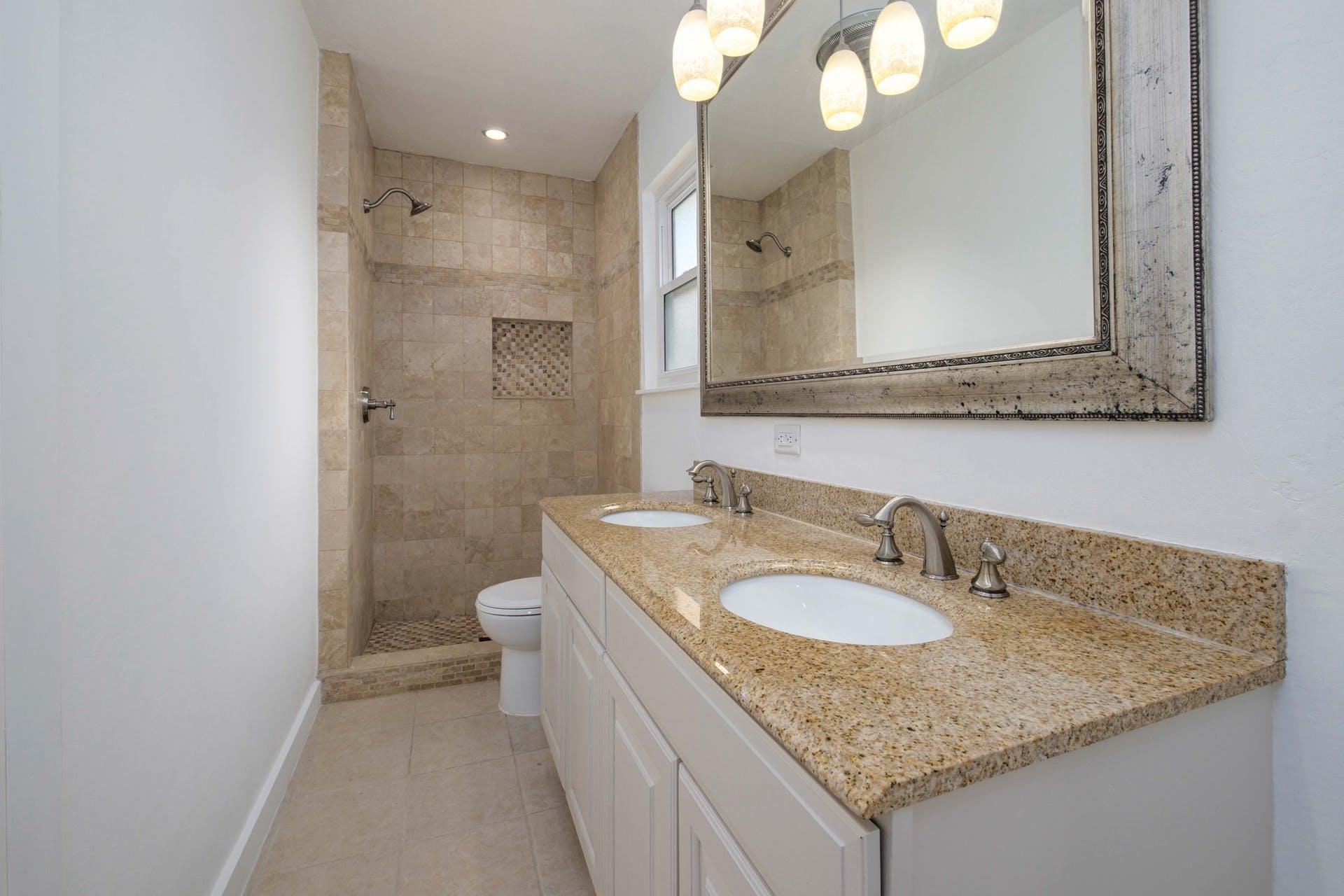 8525 Maine Dr, Austin, TX 78758