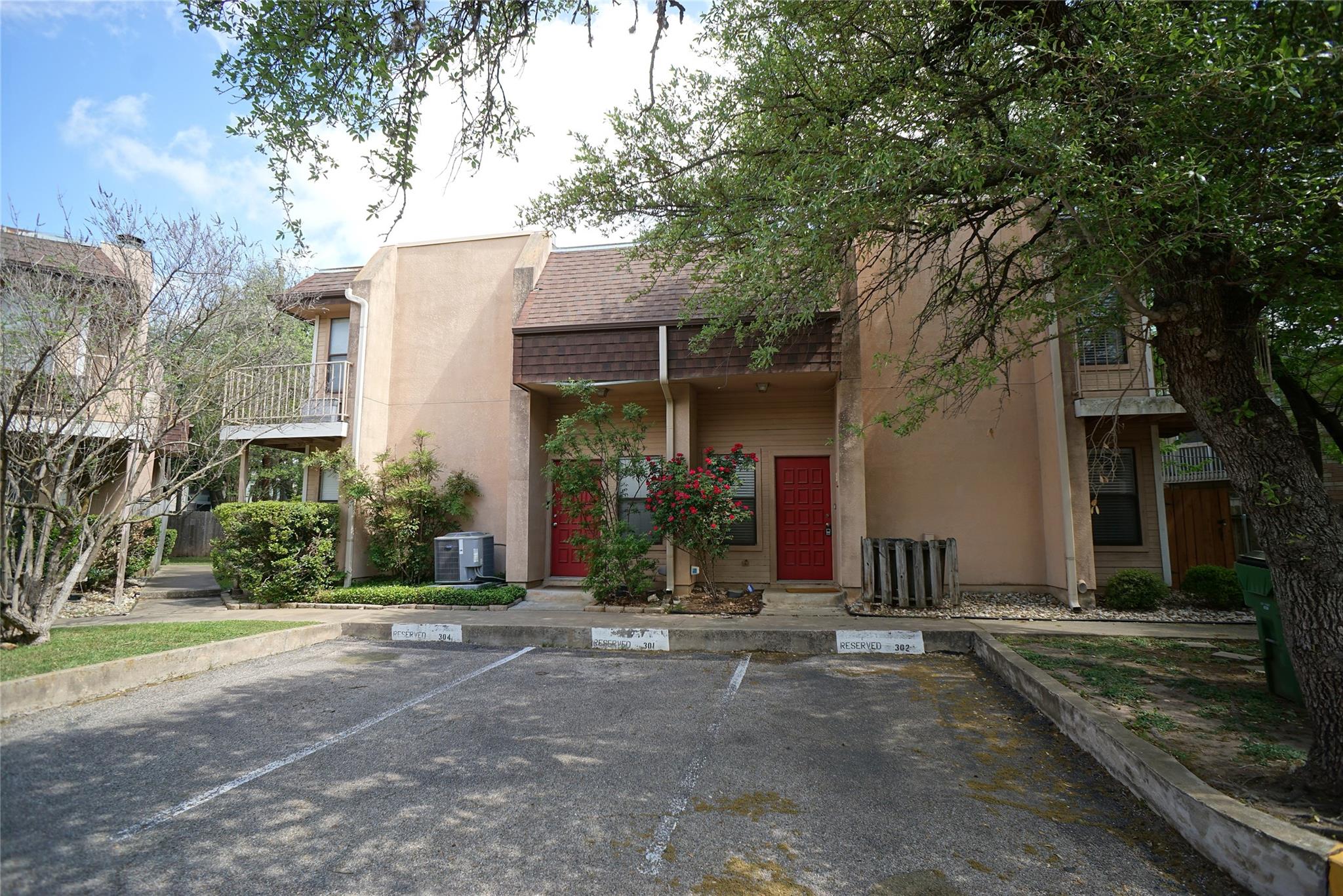 8418 Fathom Cir # C-302, Austin, TX 78750