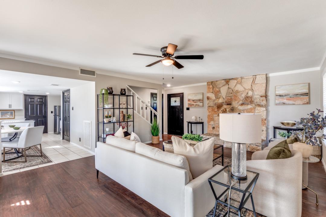 12901 Lamplight Village Ave, Austin, TX 78727