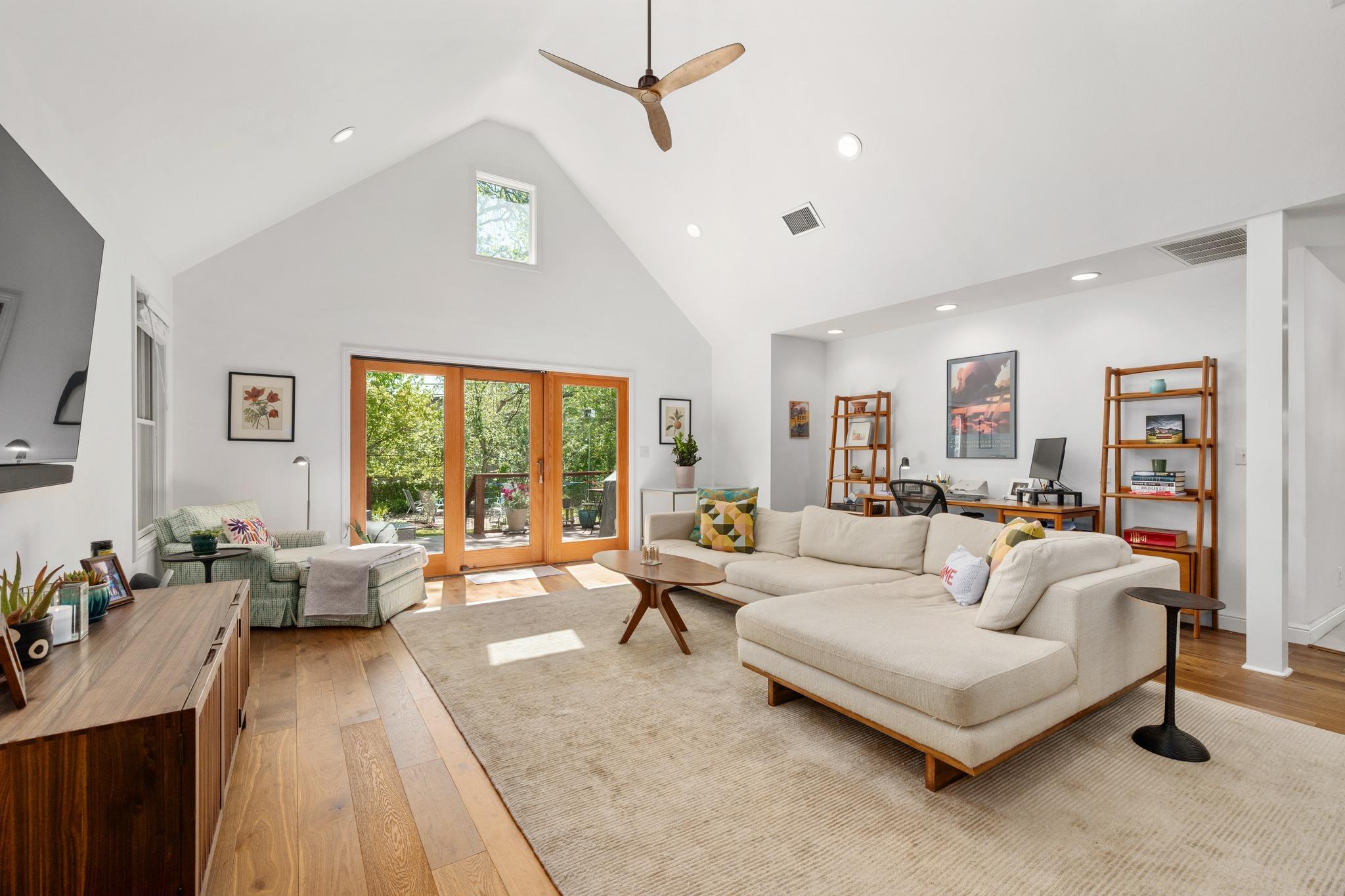 6103 Bull Creek Rd, Austin, TX 78757