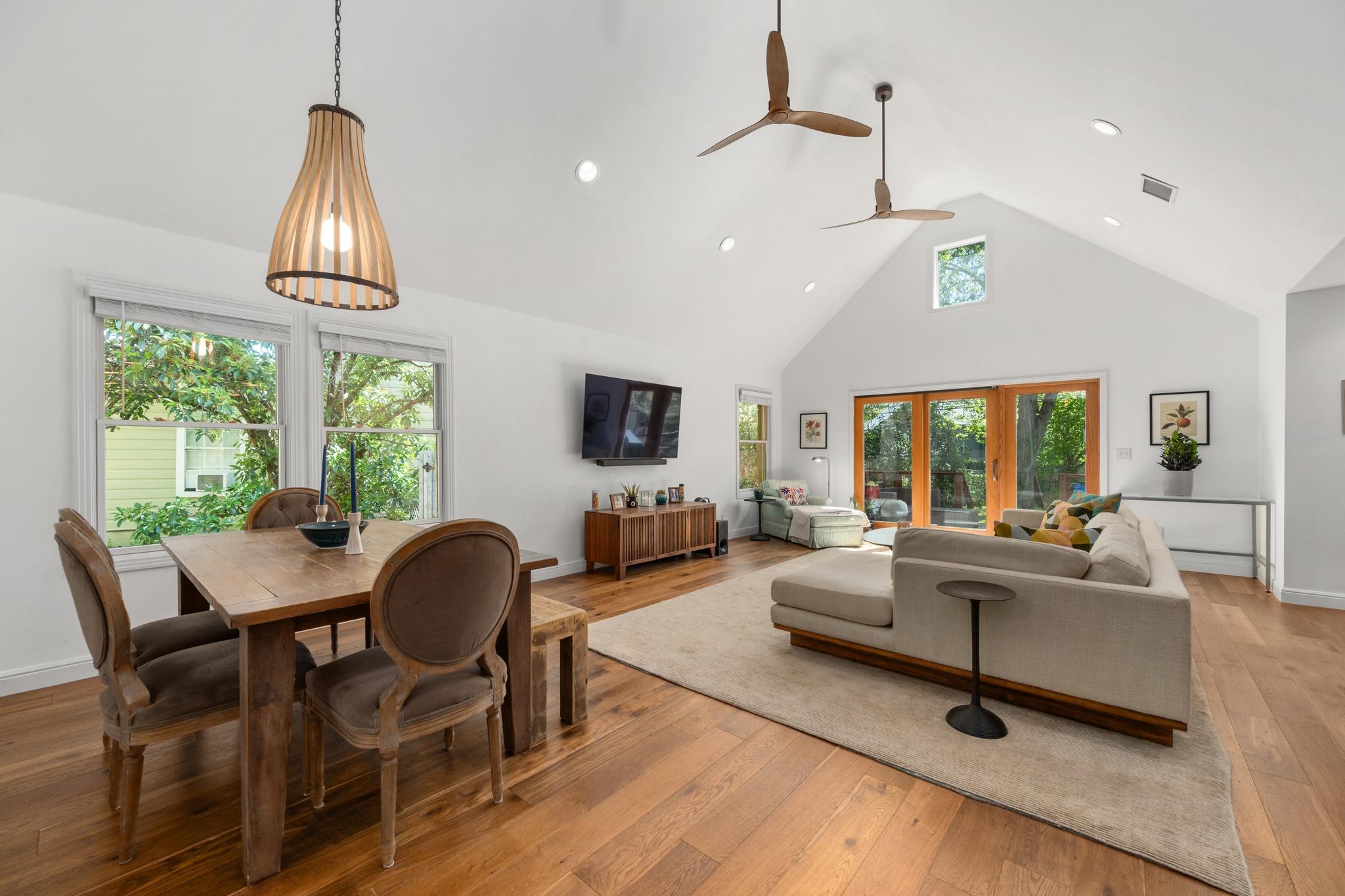 6103 Bull Creek Rd, Austin, TX 78757