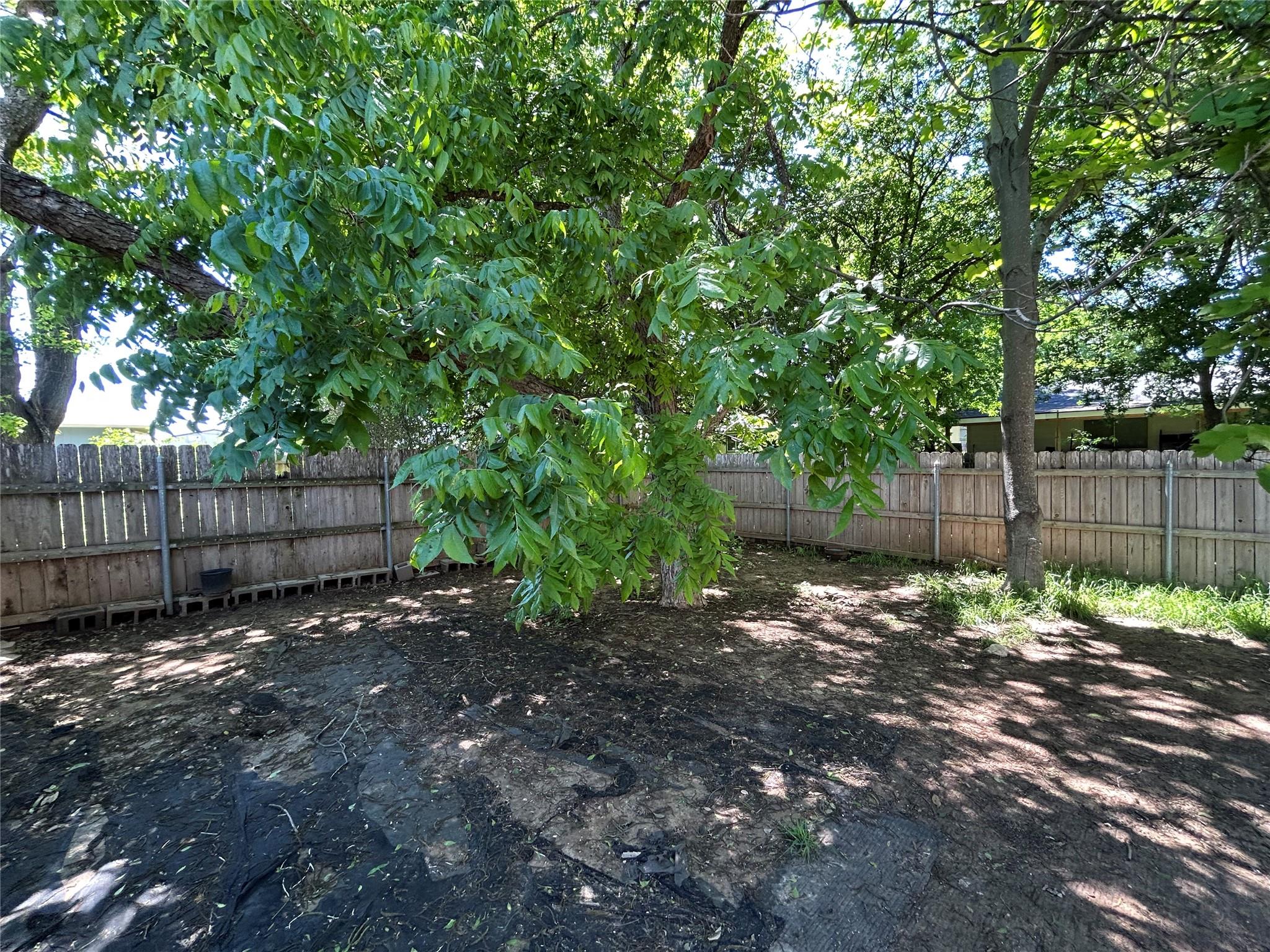 7316 Lake Charles Dr, Austin, TX 78744