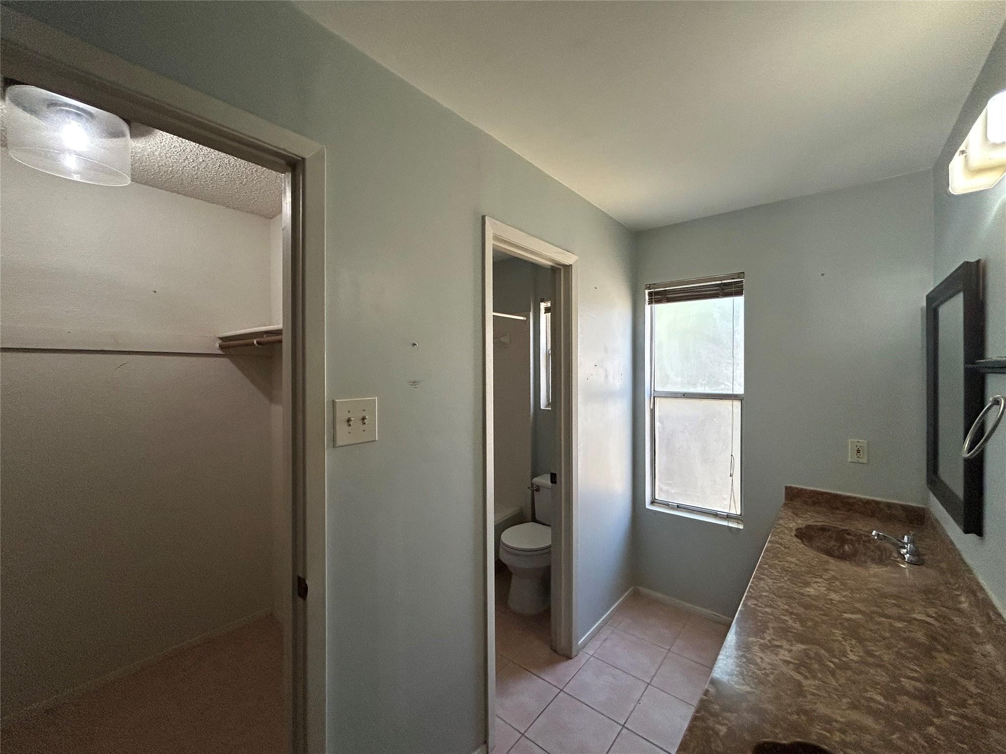 7316 Lake Charles Dr, Austin, TX 78744