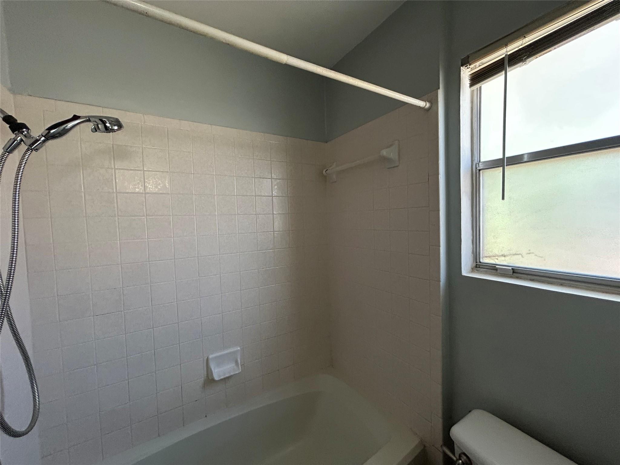 7316 Lake Charles Dr, Austin, TX 78744