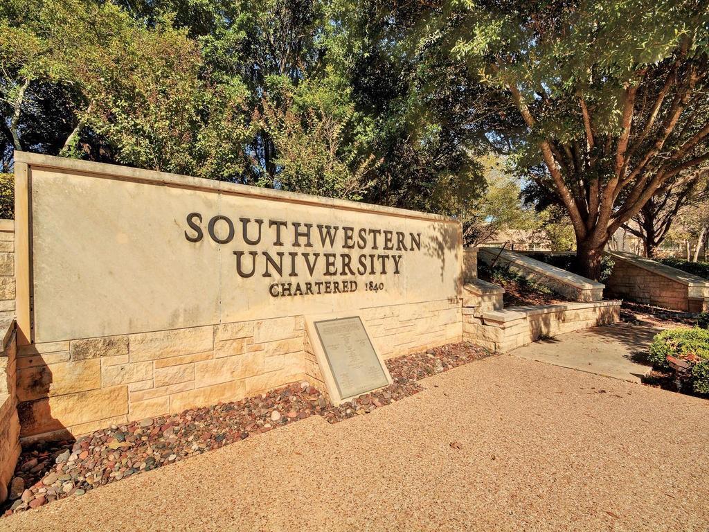 1313 April Meadows Loop, Georgetown, TX 78626