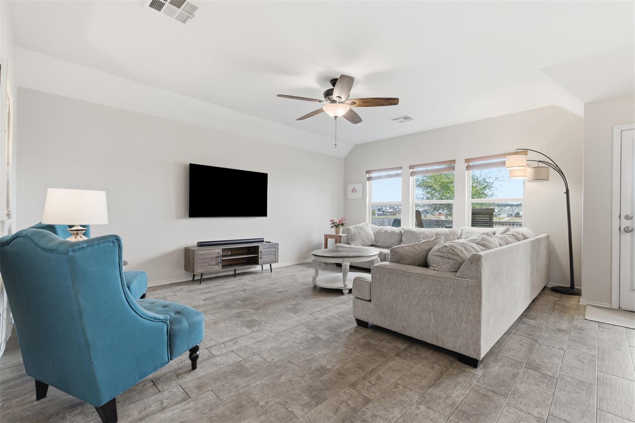 157 Fire Wheel Pass, Liberty Hill, TX 78642