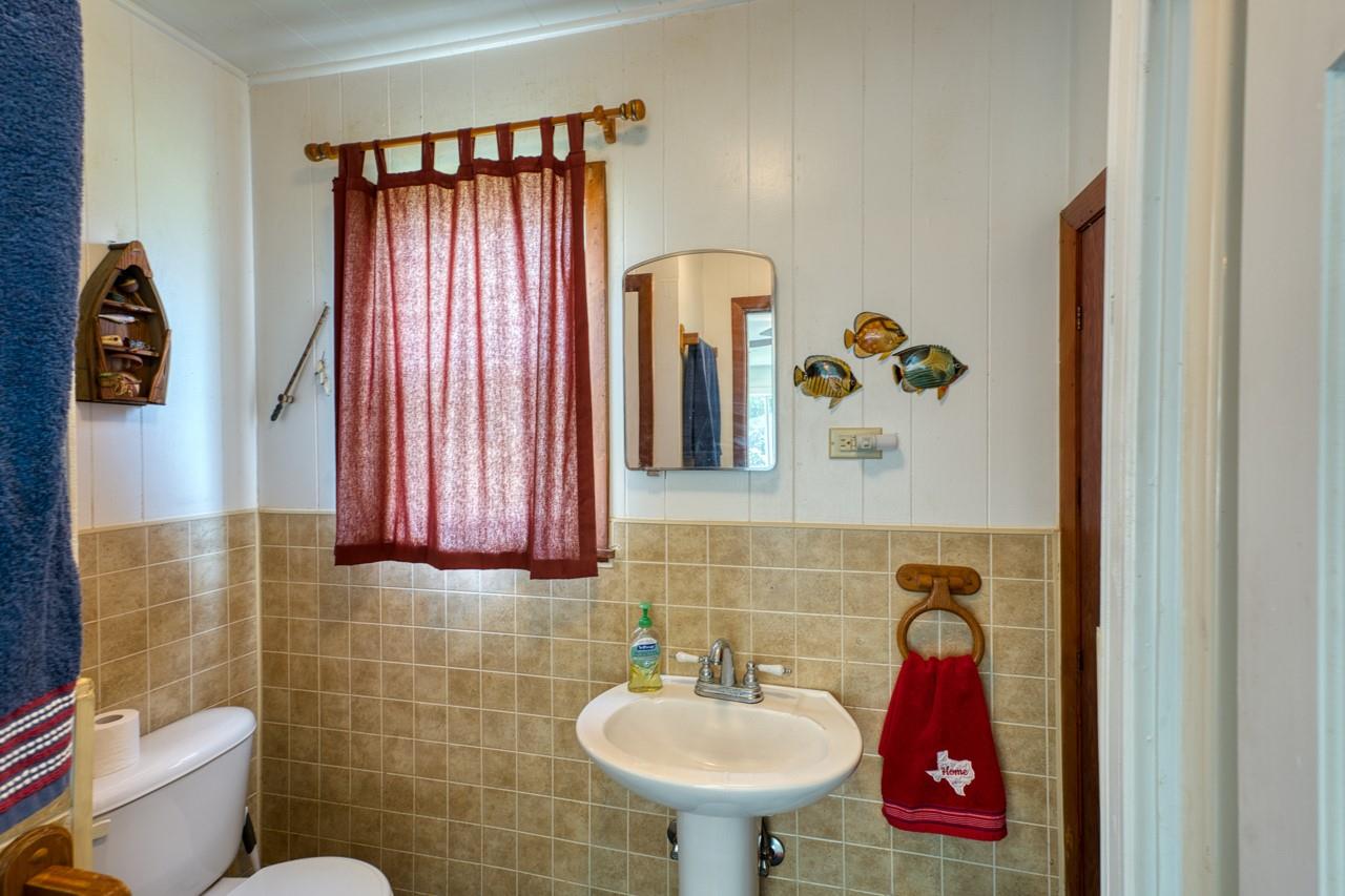 106 Chuckwagon, Burnet, TX 78611