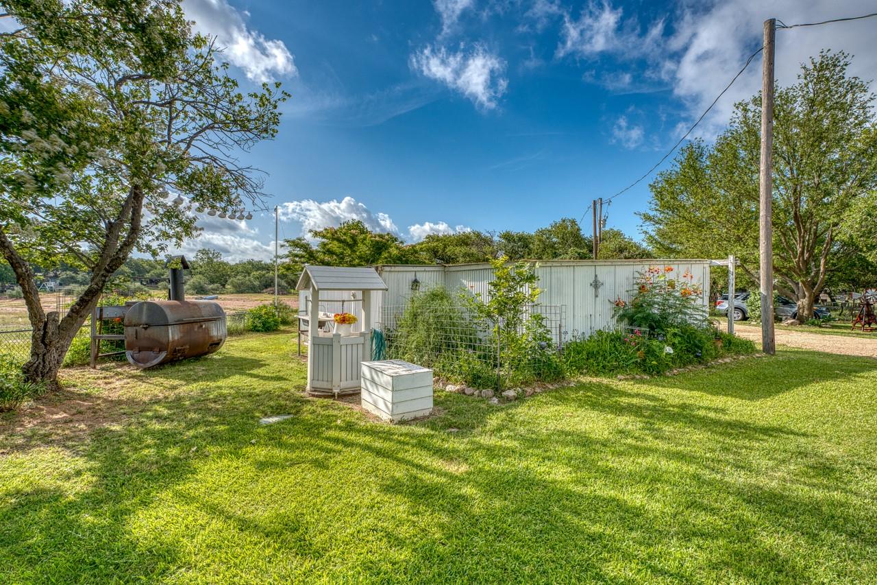 106 Chuckwagon, Burnet, TX 78611