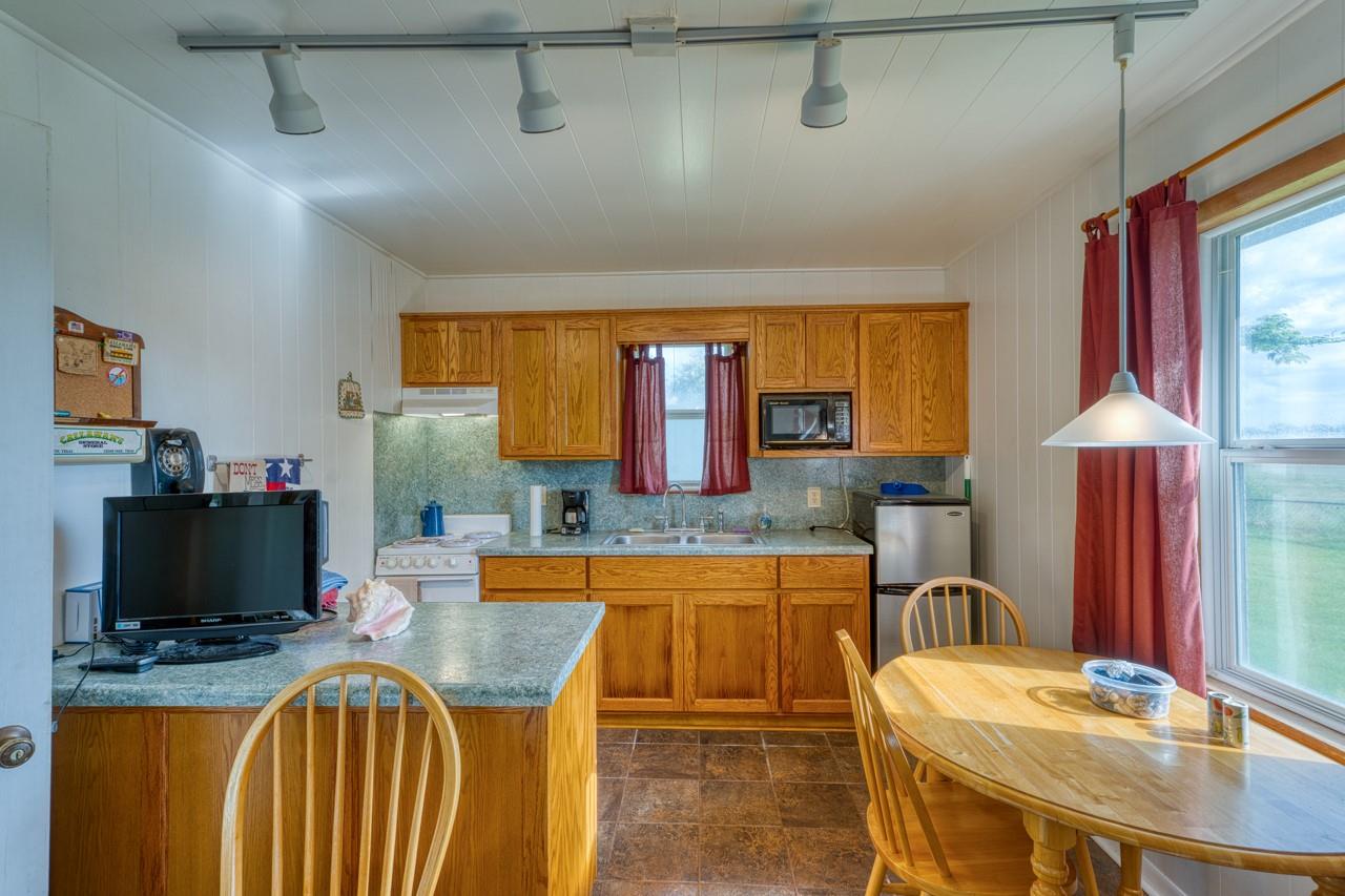 106 Chuckwagon, Burnet, TX 78611