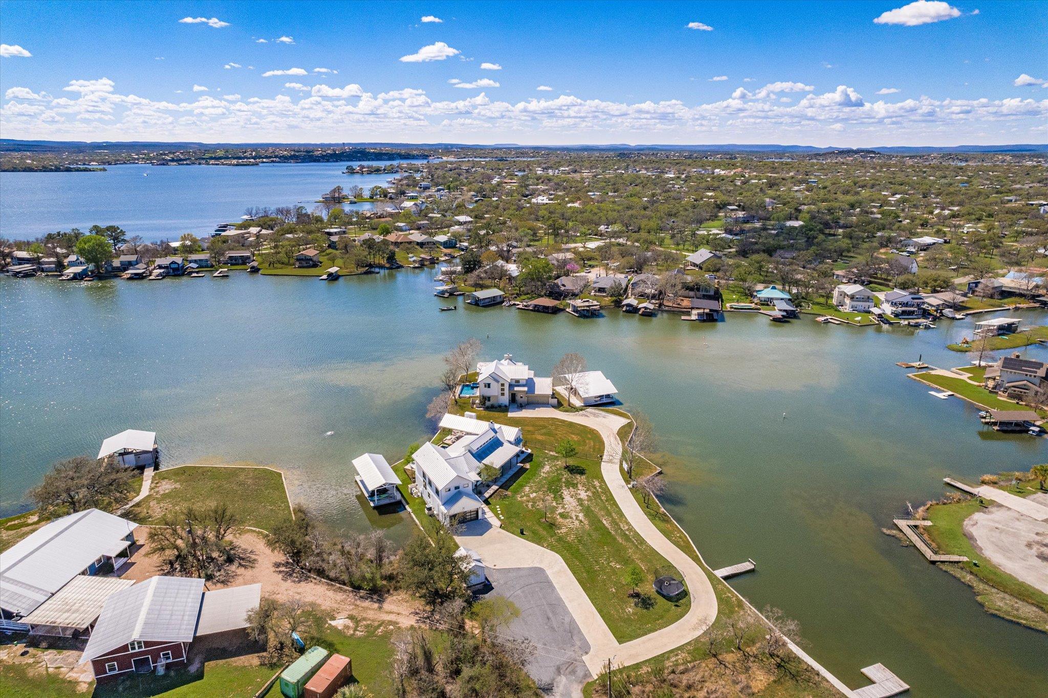 701 Woodland HIlls, Granite Shoals, TX 78654