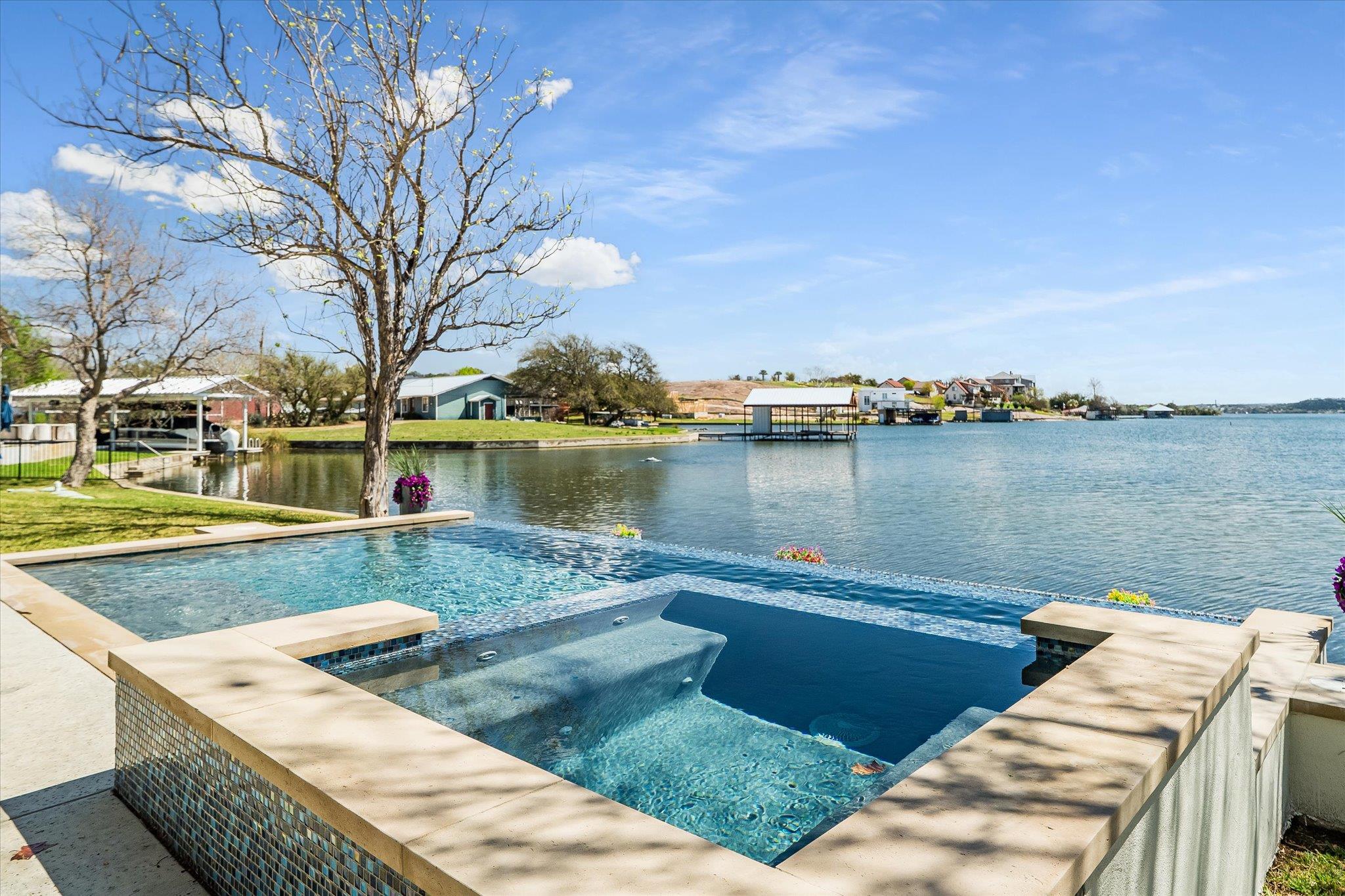 701 Woodland HIlls, Granite Shoals, TX 78654