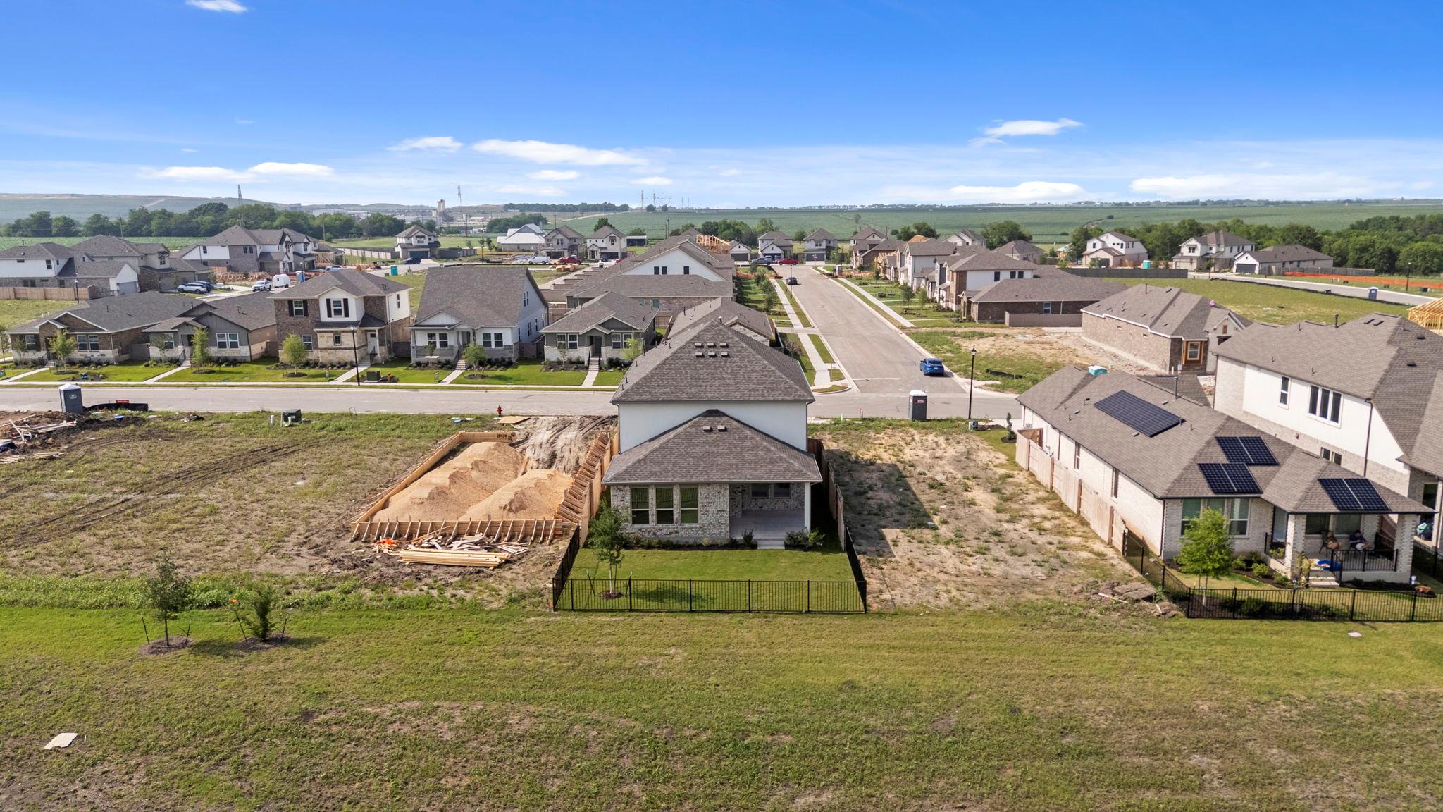 120 Rock Daisy Trl, Hutto, TX 78634