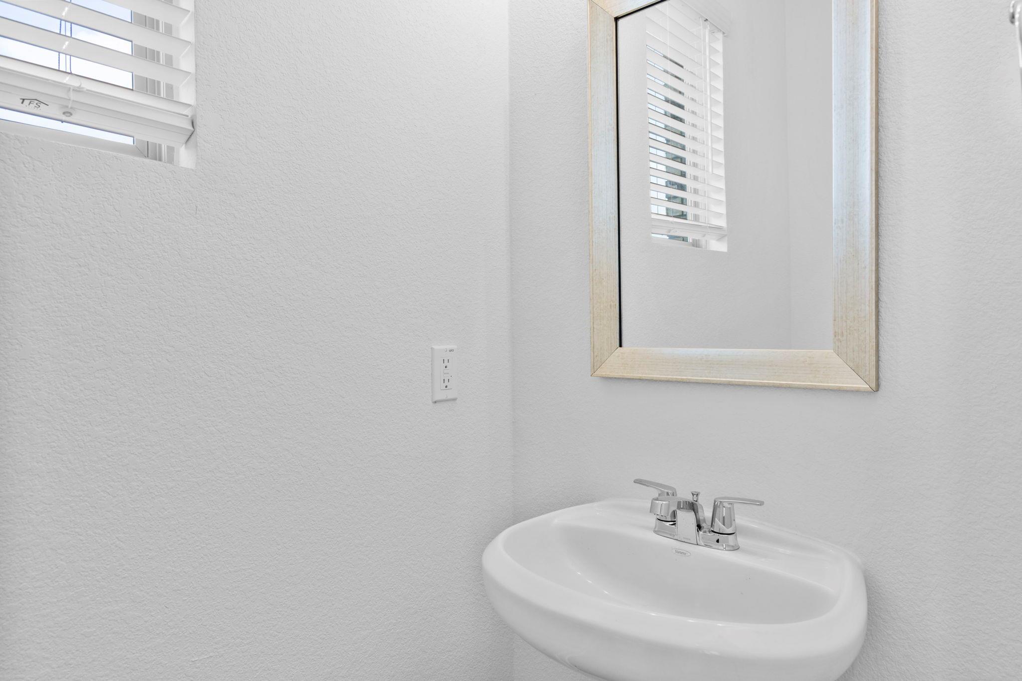 120 Rock Daisy Trl, Hutto, TX 78634