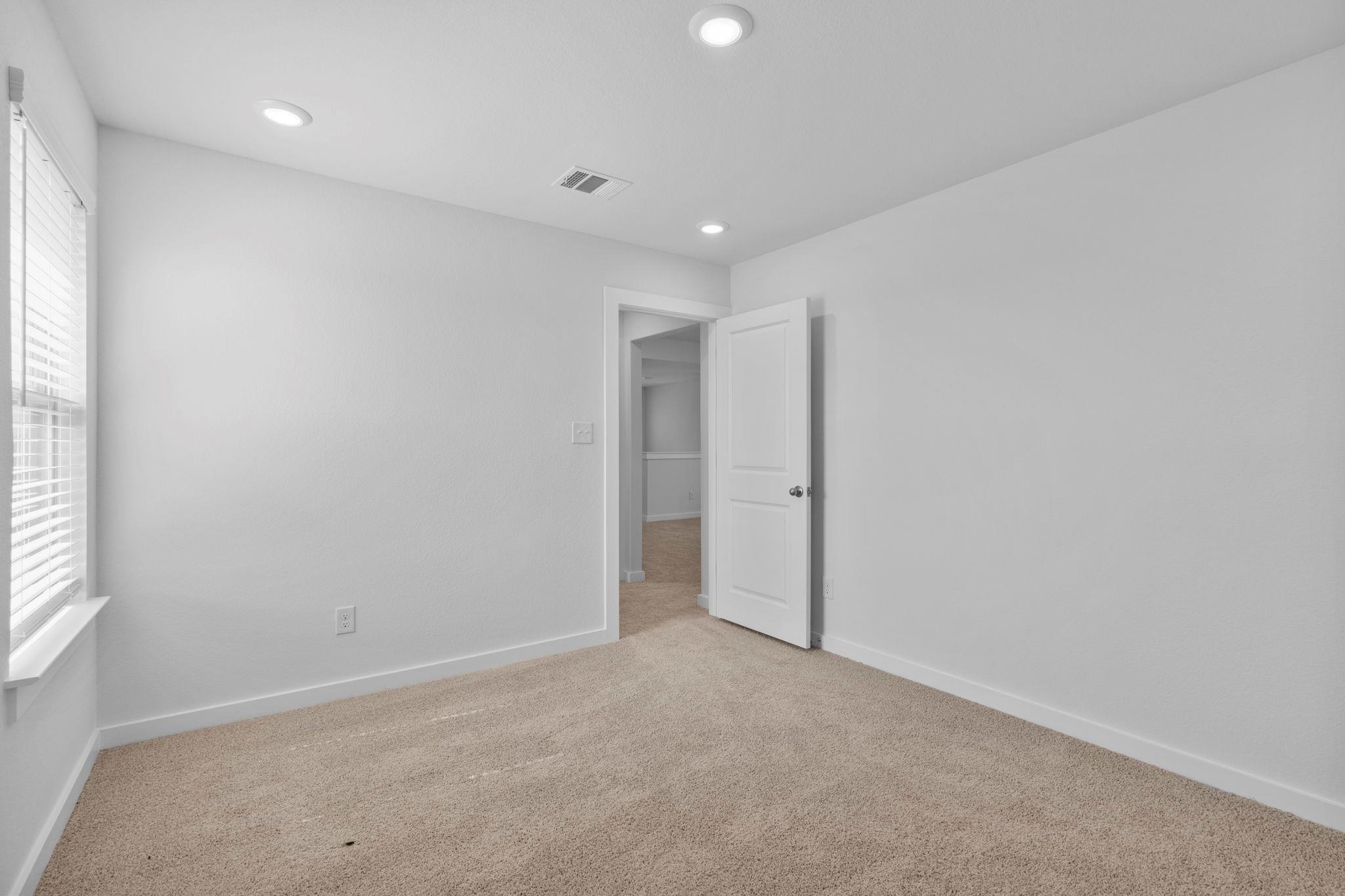 120 Rock Daisy Trl, Hutto, TX 78634
