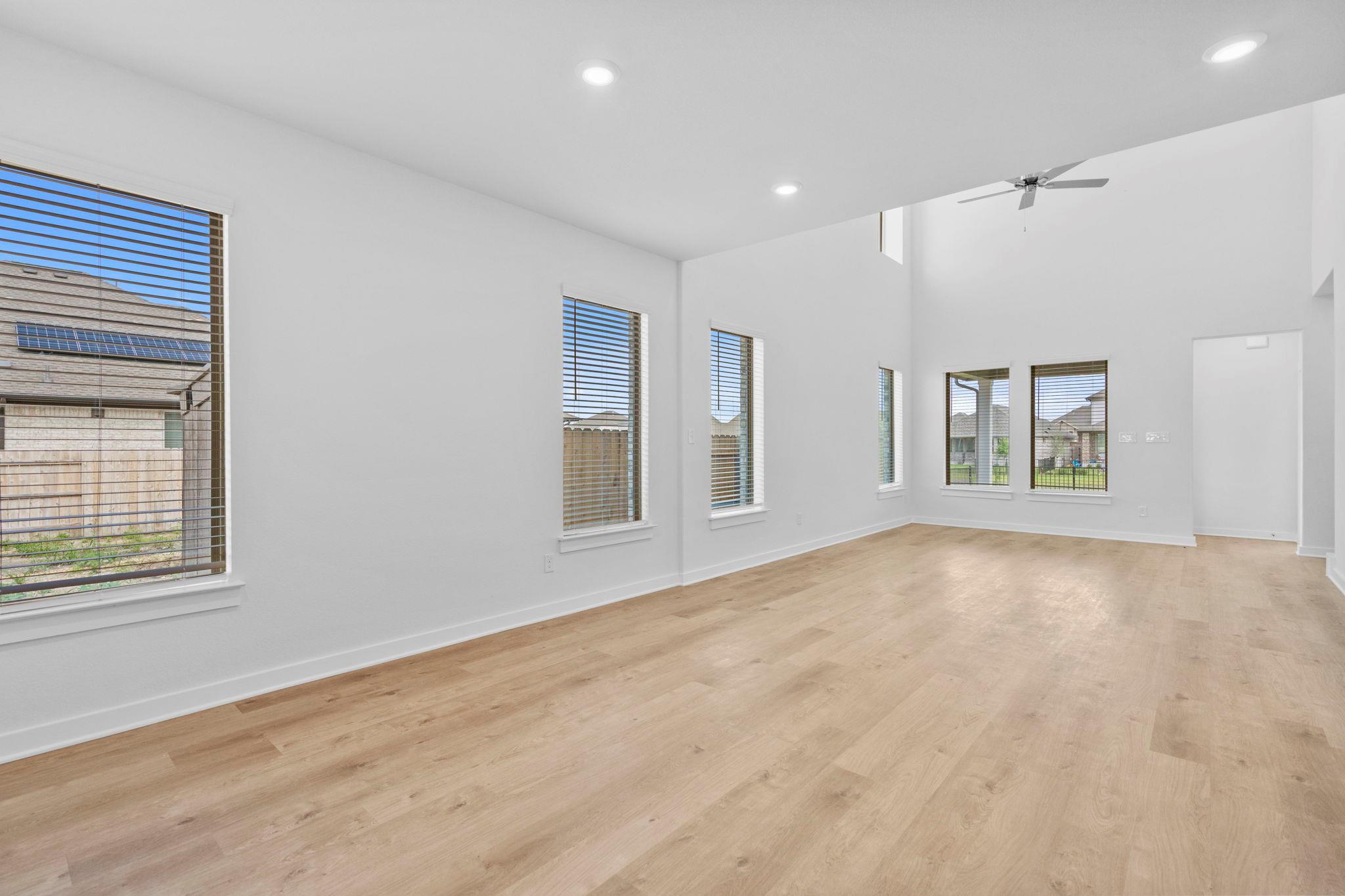 120 Rock Daisy Trl, Hutto, TX 78634