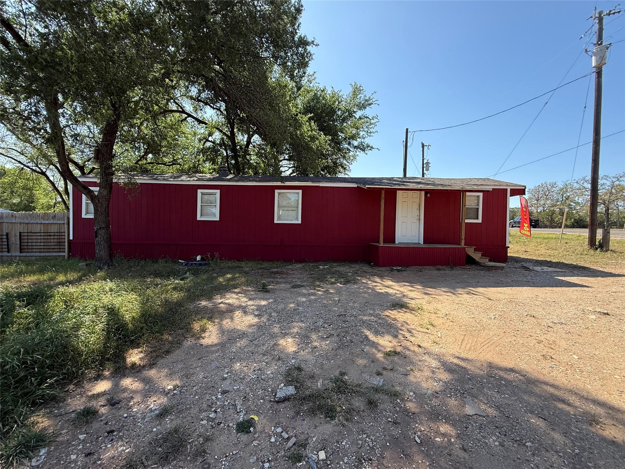 349 Highway 95 S, Elgin, TX 78621