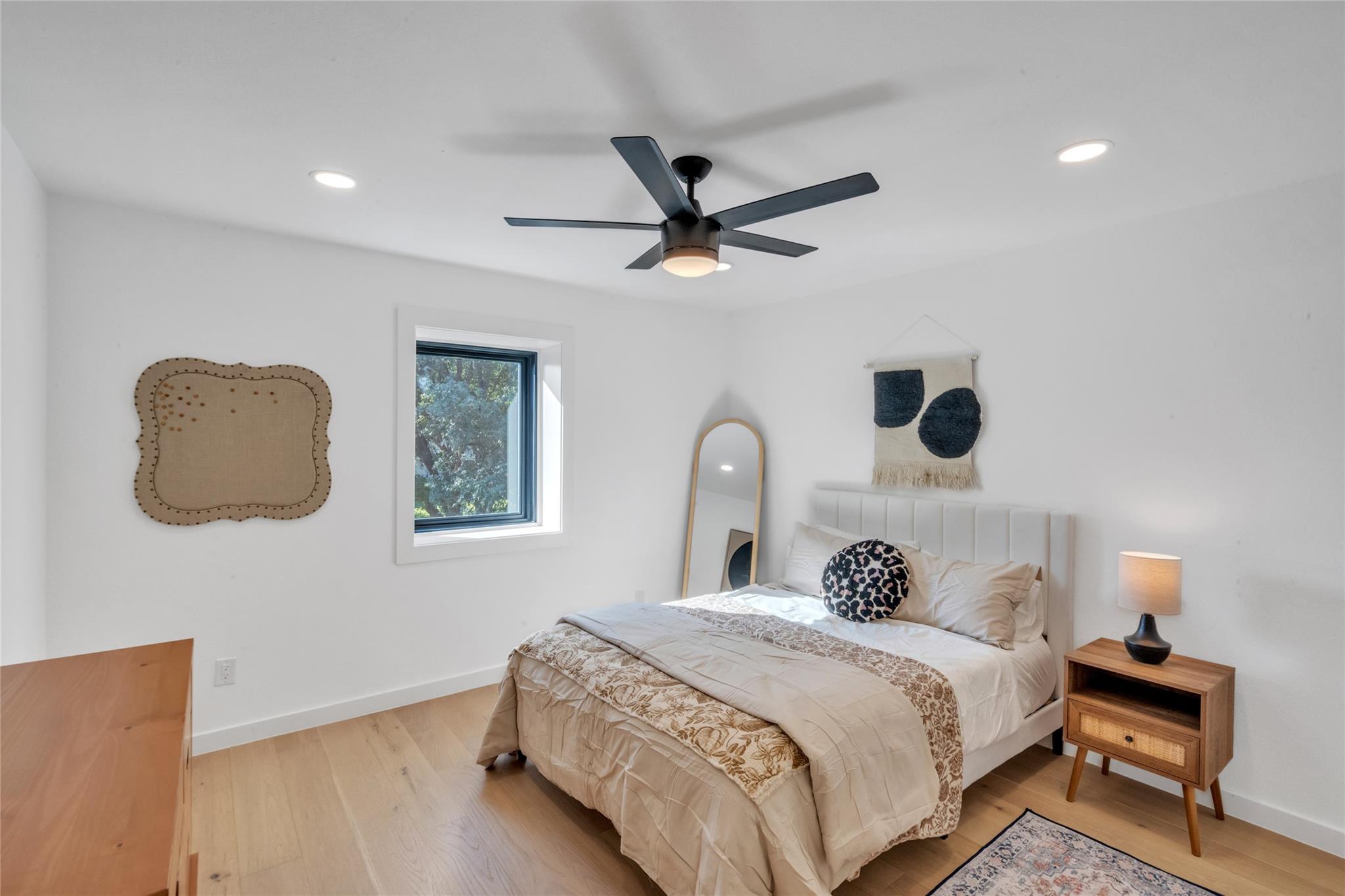 2100 Apricot Glen Dr, Austin, TX 78746