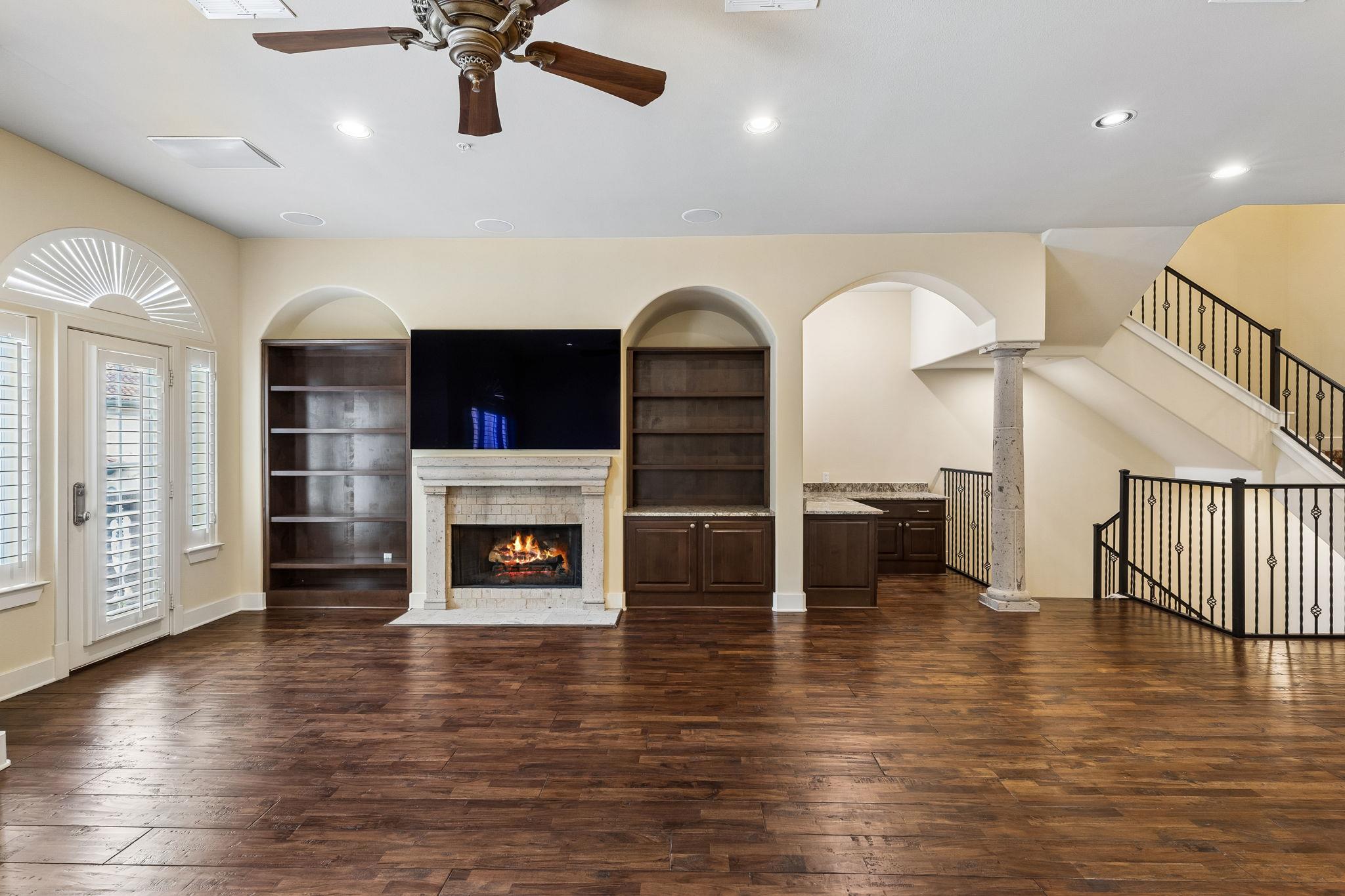 1529 Barton Springs Rd # 9, Austin, TX 78704