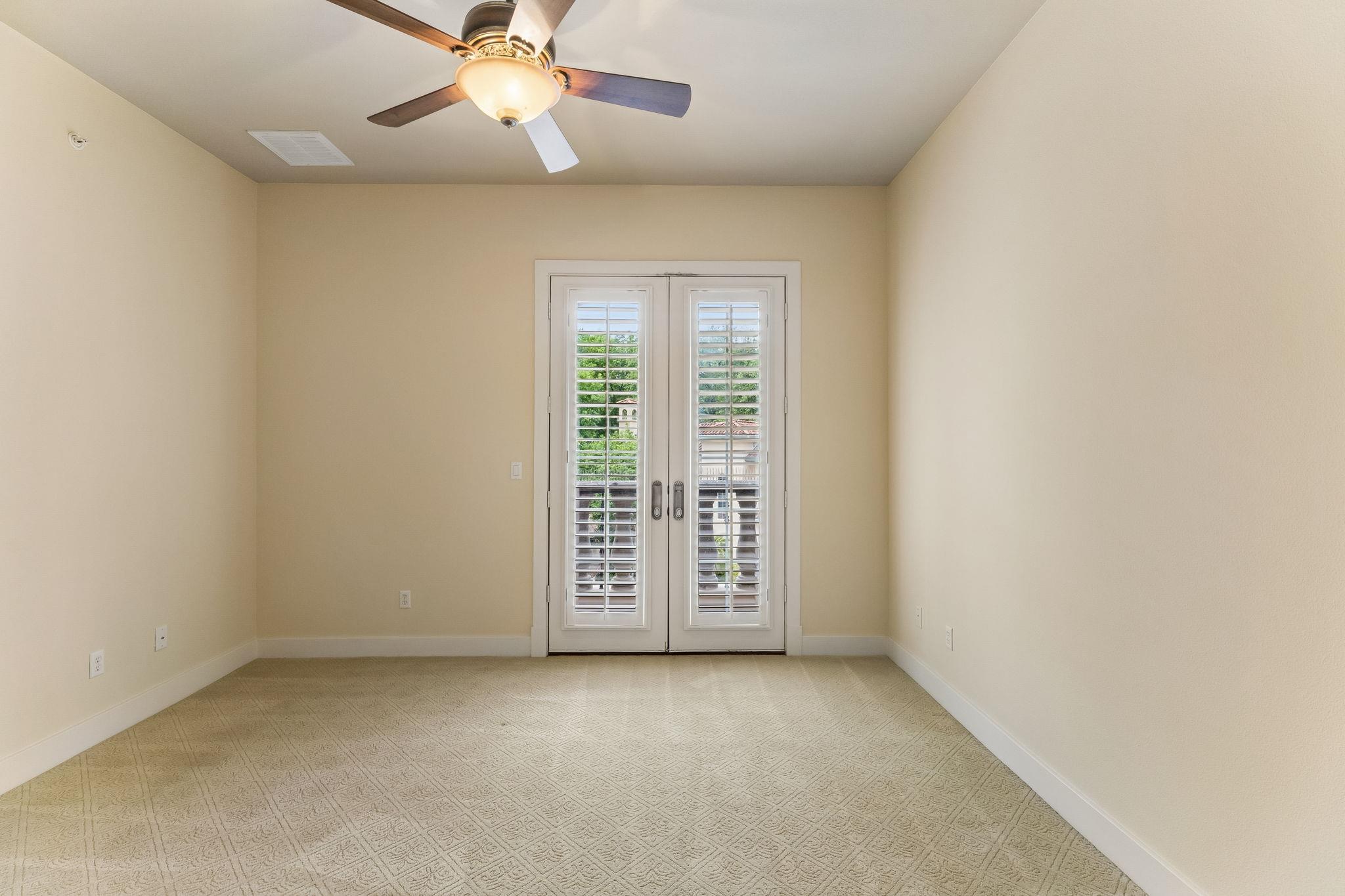 1529 Barton Springs Rd # 9, Austin, TX 78704