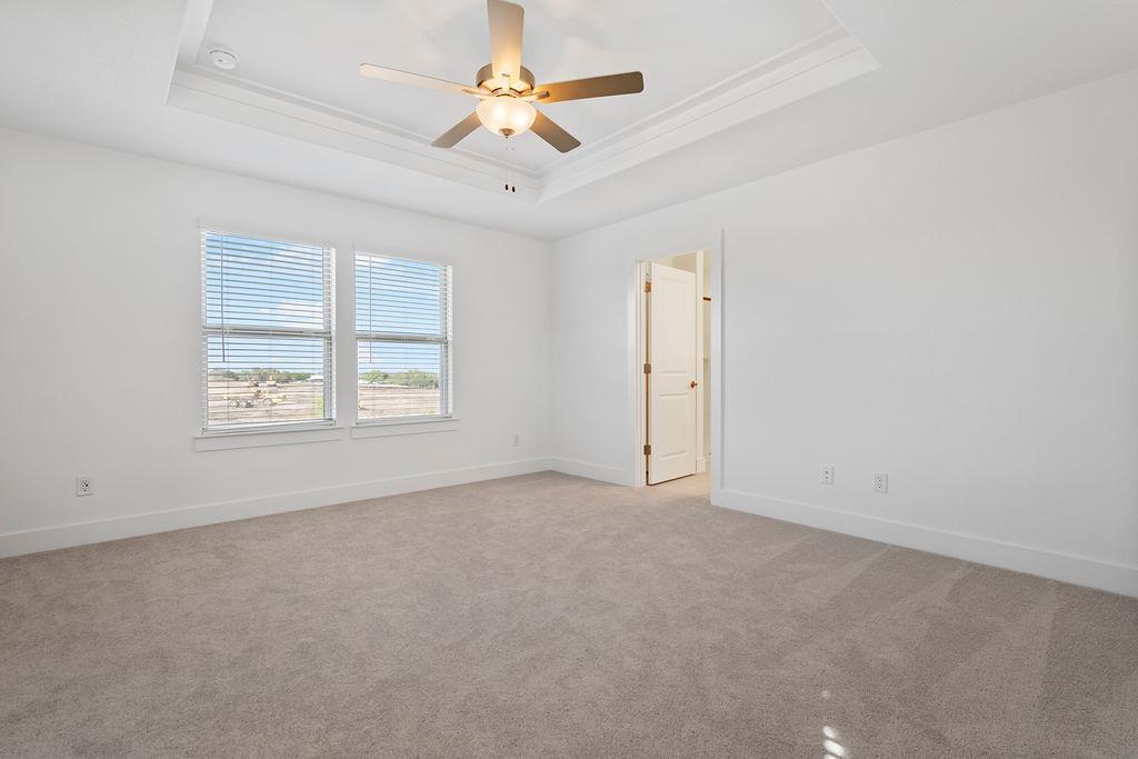 140 Darlington Ct, Liberty Hill, TX 78642