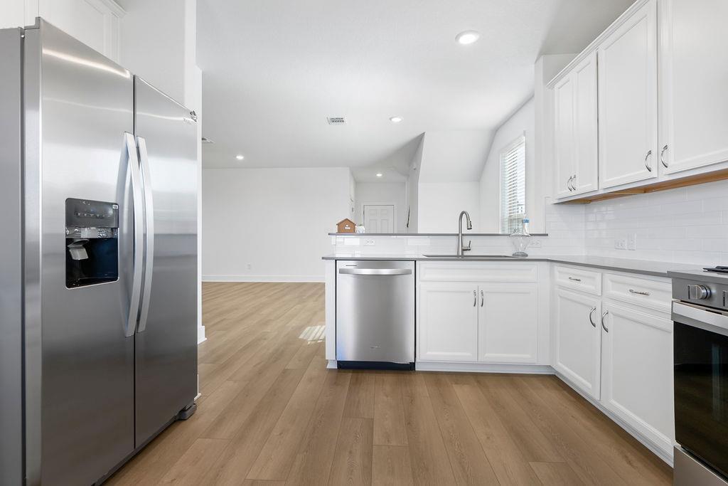 140 Darlington Ct, Liberty Hill, TX 78642