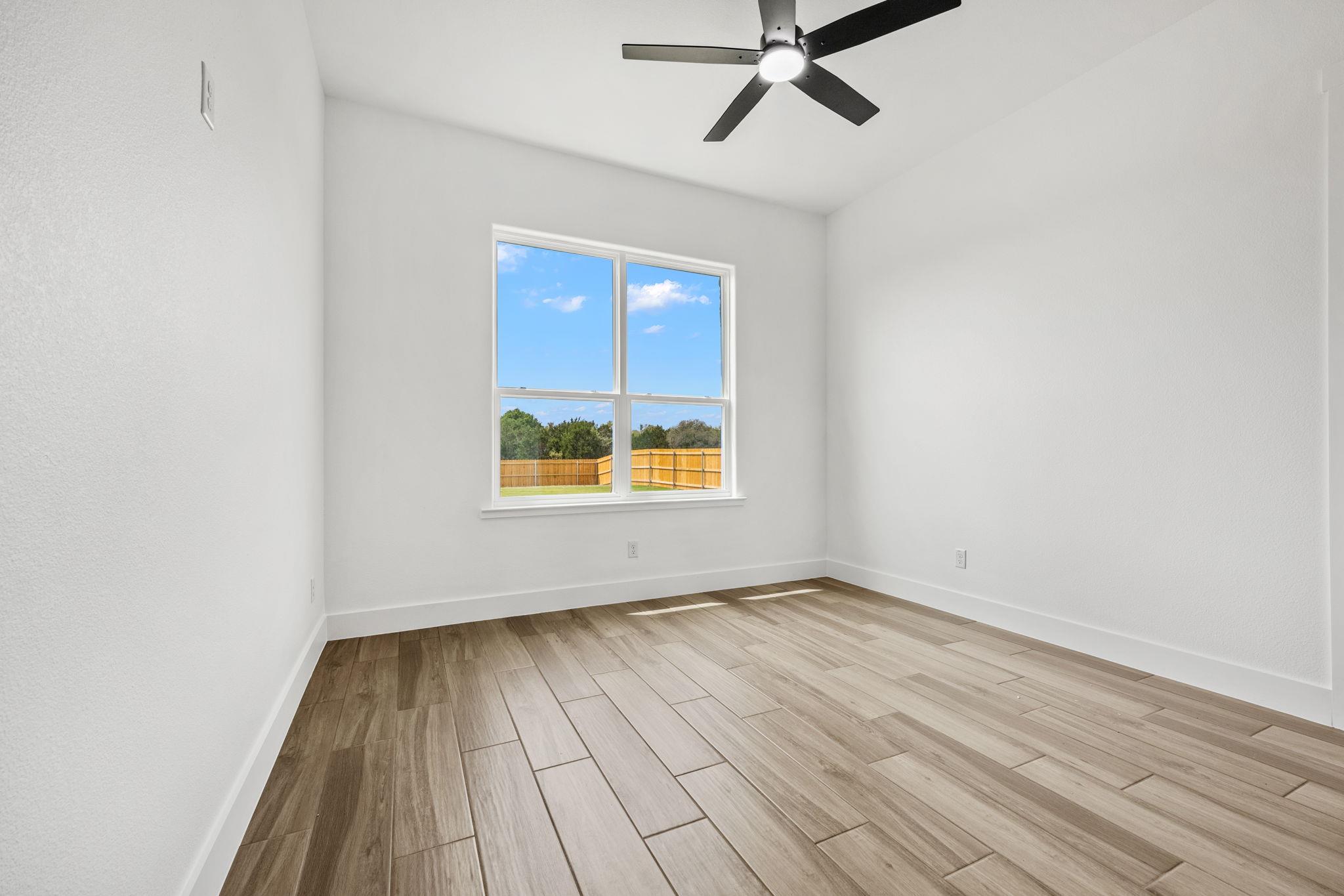 11151 Golden Eagle Ave, Salado, TX 76571