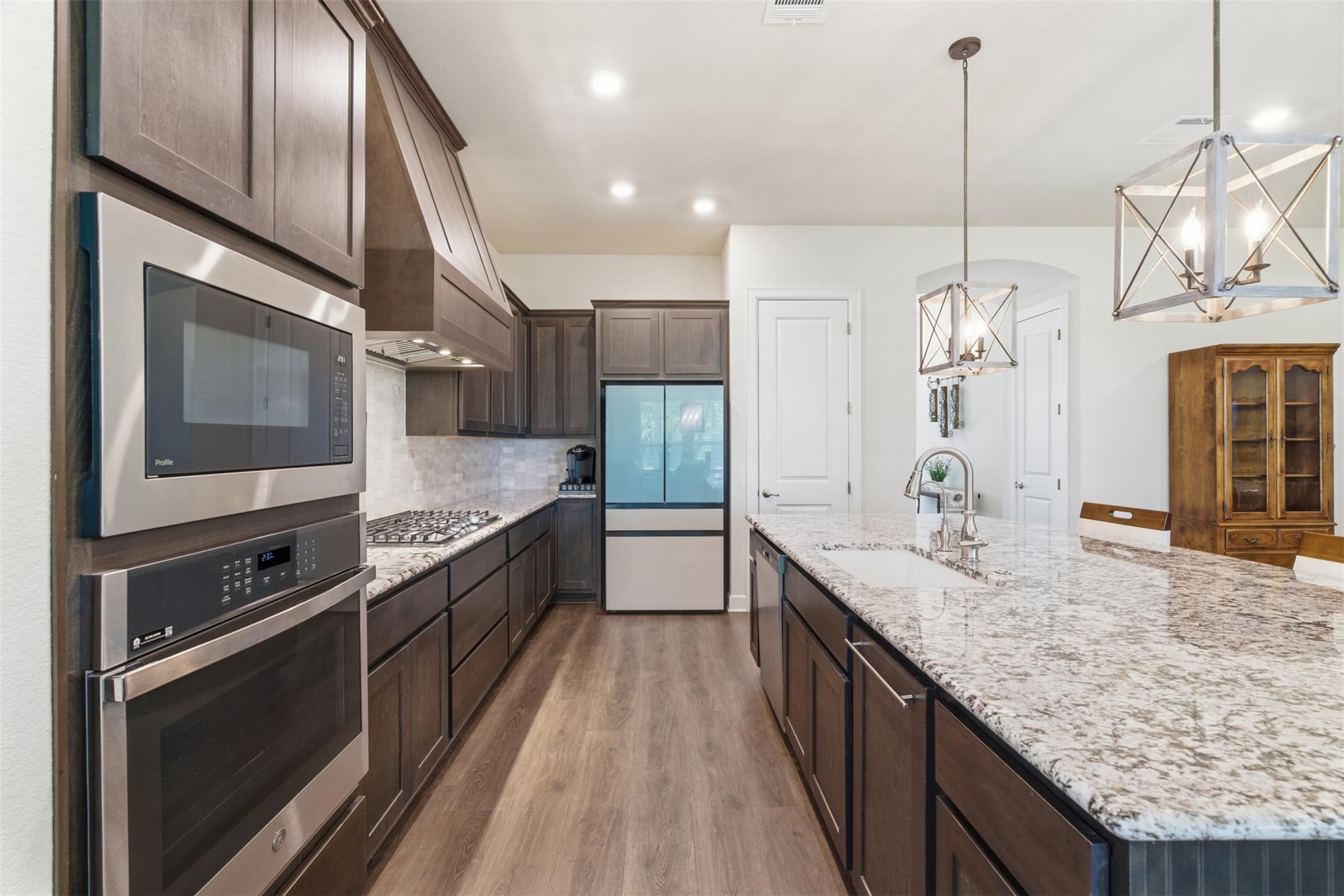 1145 W County Road 415, Lexington, TX 78947