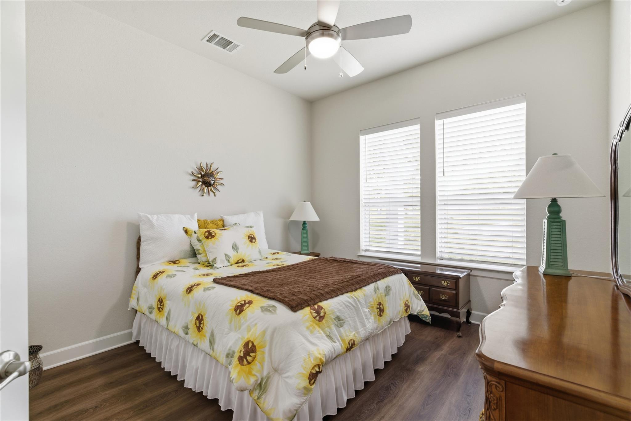 1145 W County Road 415, Lexington, TX 78947