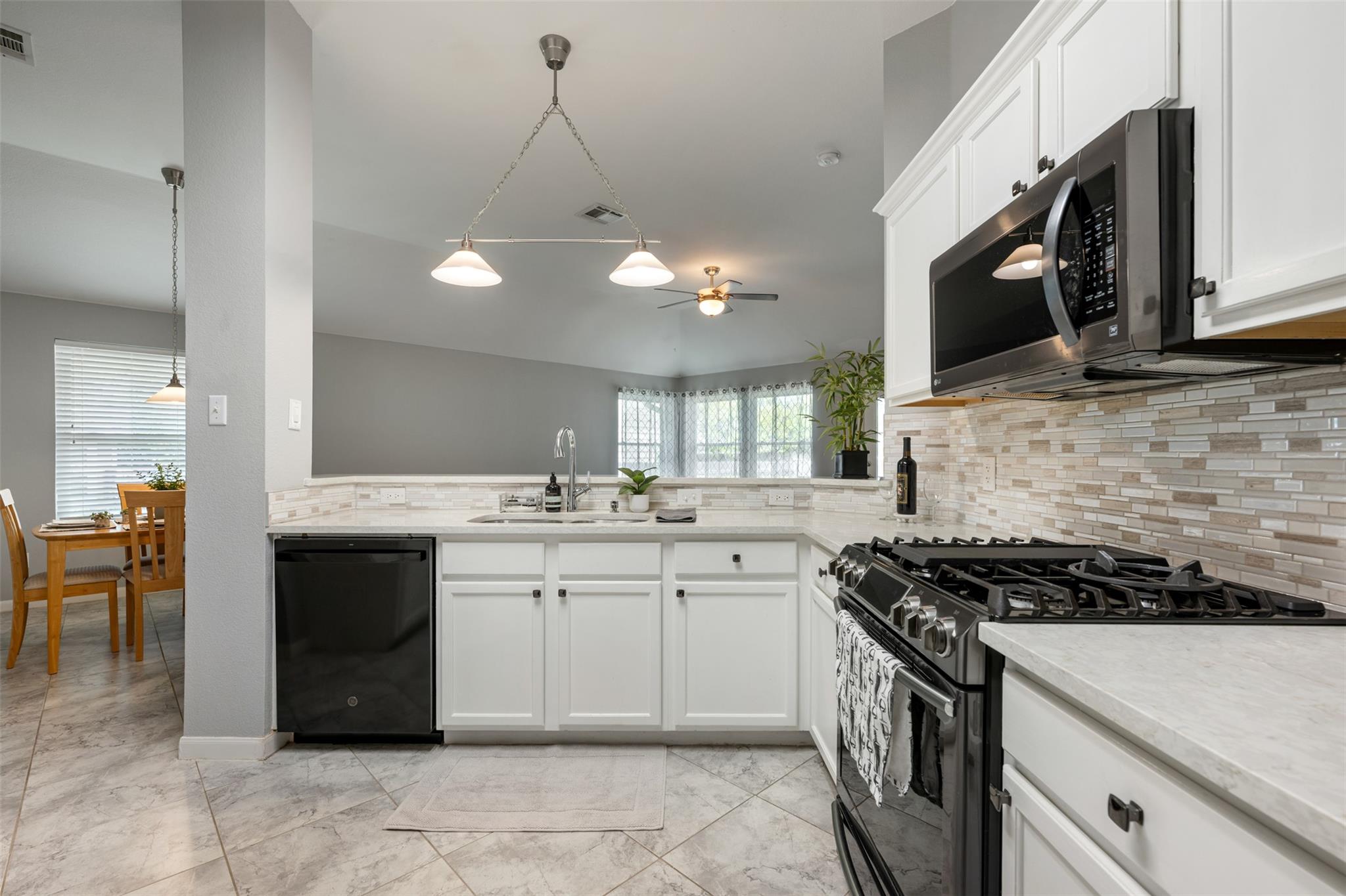 1710 Mimosa Ln, Leander, TX 78641