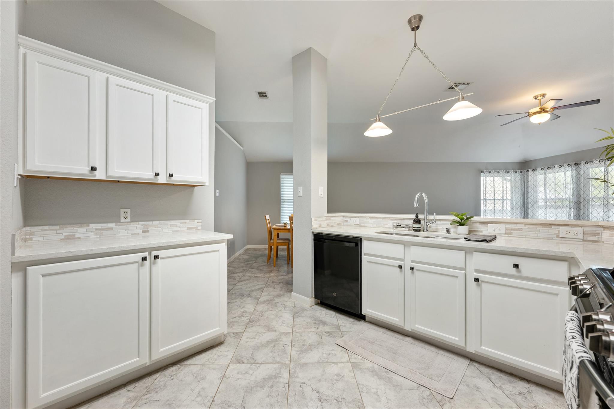 1710 Mimosa Ln, Leander, TX 78641