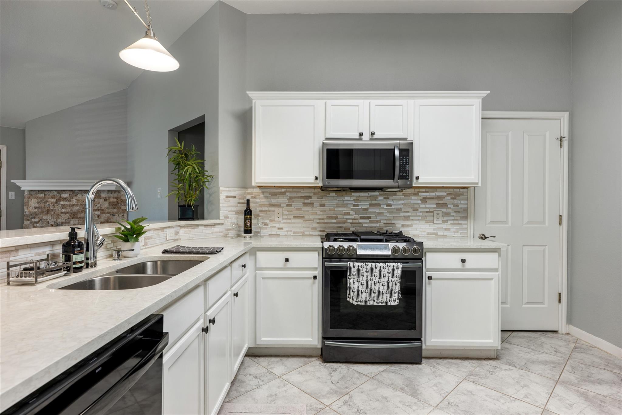 1710 Mimosa Ln, Leander, TX 78641