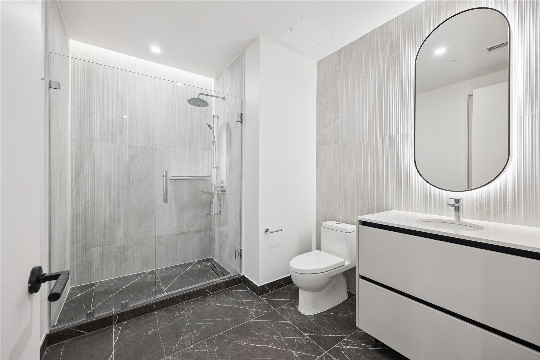 610 Davis St # 2806, Austin, TX 78701