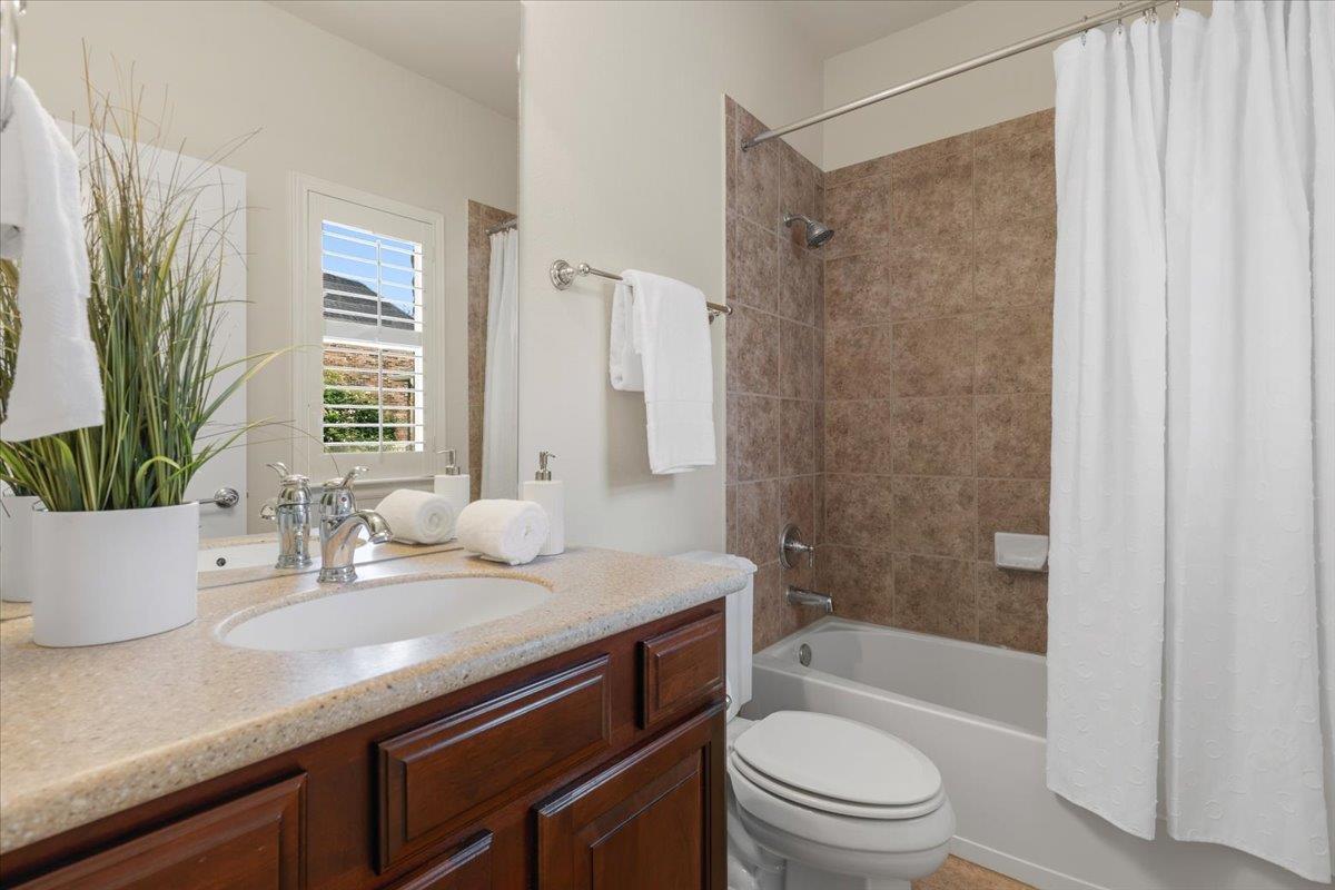 1709 Grassy Field Rd, Austin, TX 78737