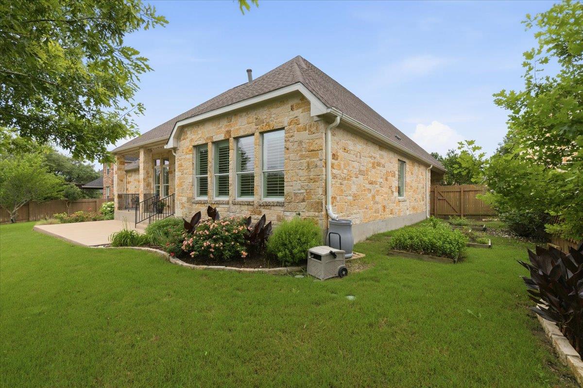 1709 Grassy Field Rd, Austin, TX 78737