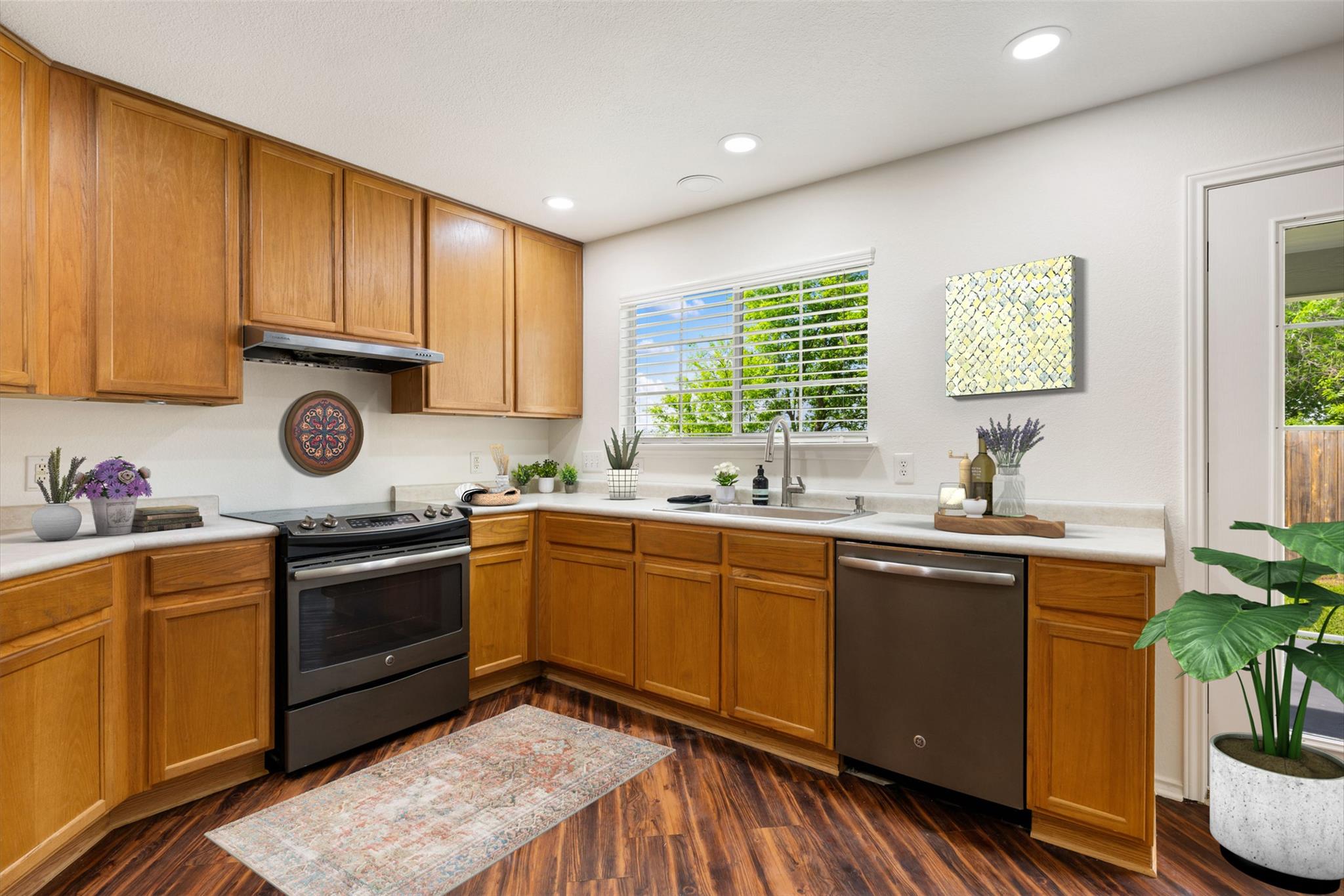 521 Boone Valley Dr, Round Rock, TX 78664