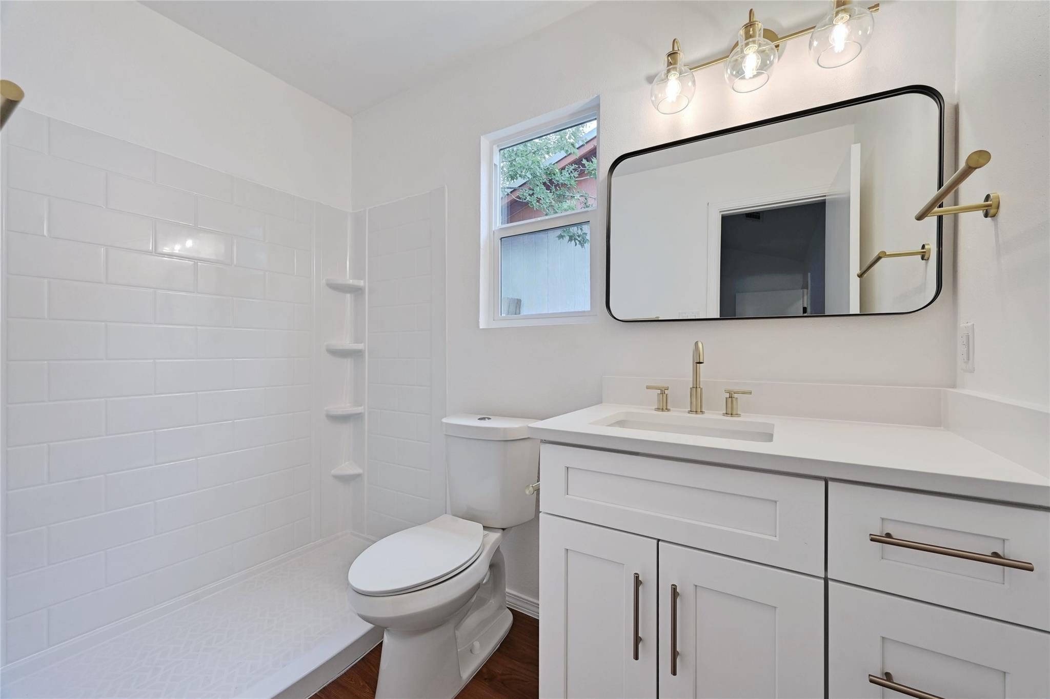 4905 Lambs Ln, Austin, TX 78744