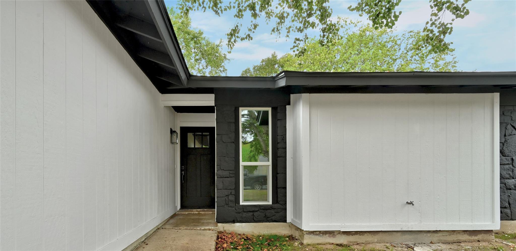 4905 Lambs Ln, Austin, TX 78744