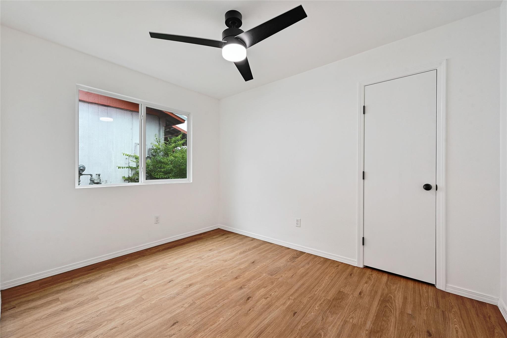 4905 Lambs Ln, Austin, TX 78744