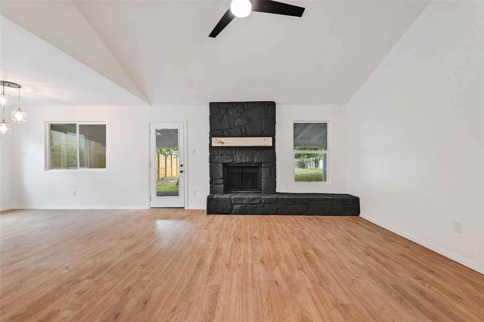 4905 Lambs Ln, Austin, TX 78744