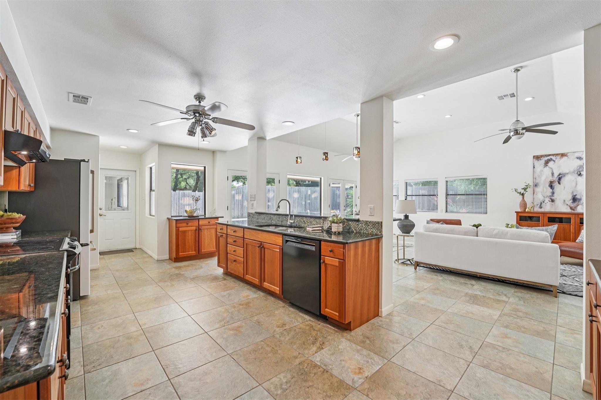 12808 Dakota Ln, Austin, TX 78729