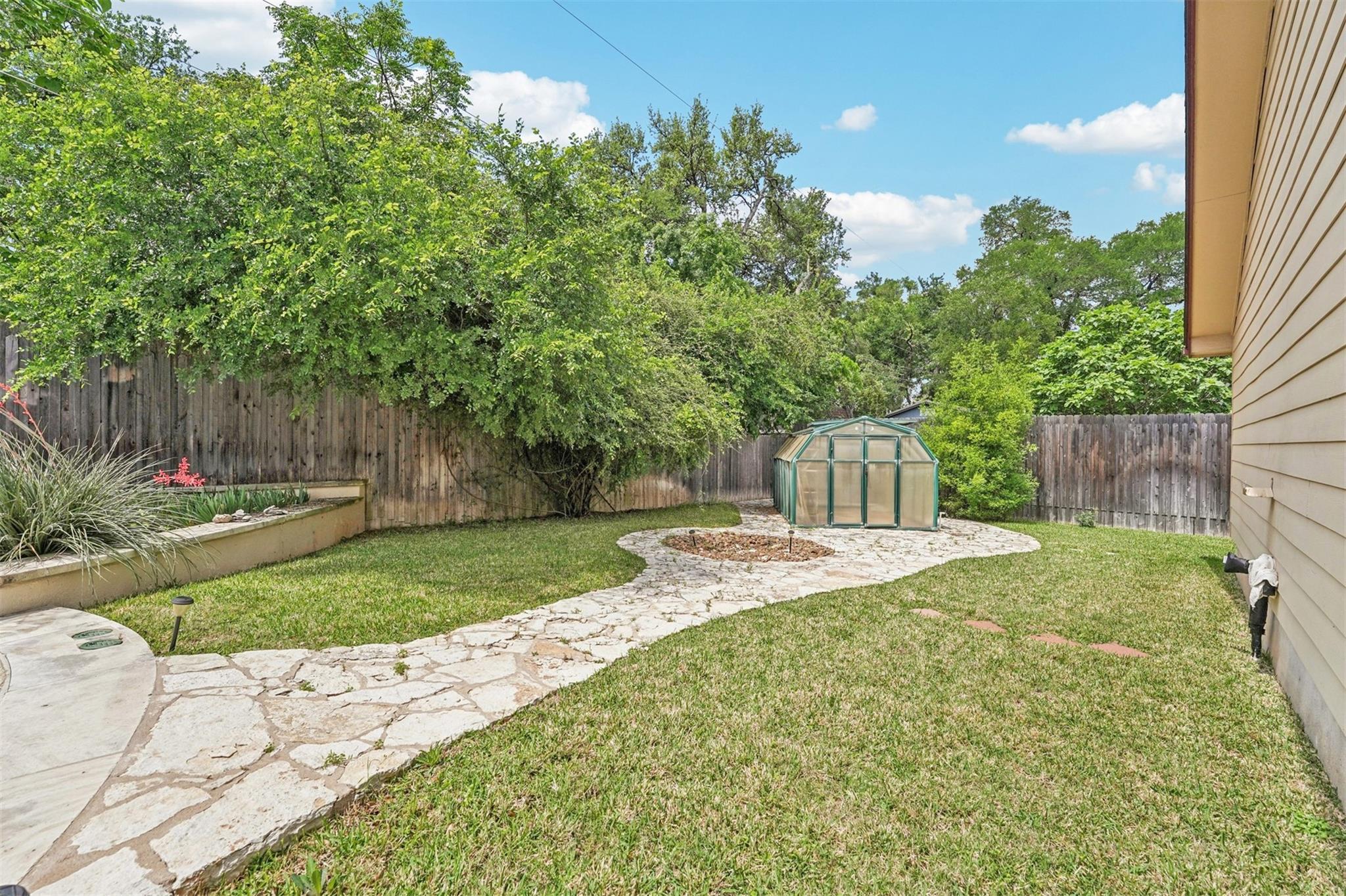 12808 Dakota Ln, Austin, TX 78729