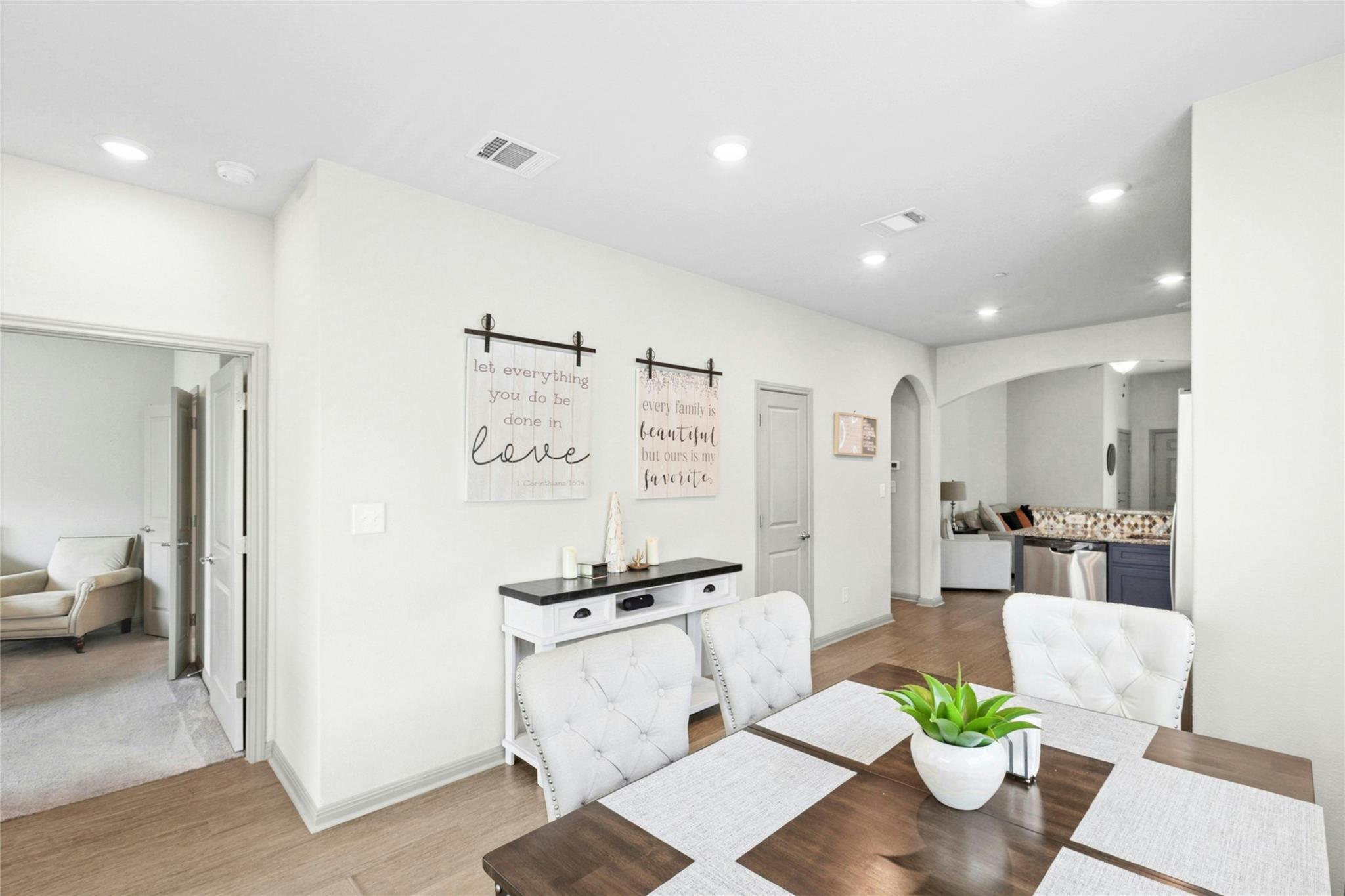 2800 Joe Dimaggio Blvd # 96, Round Rock, TX 78665