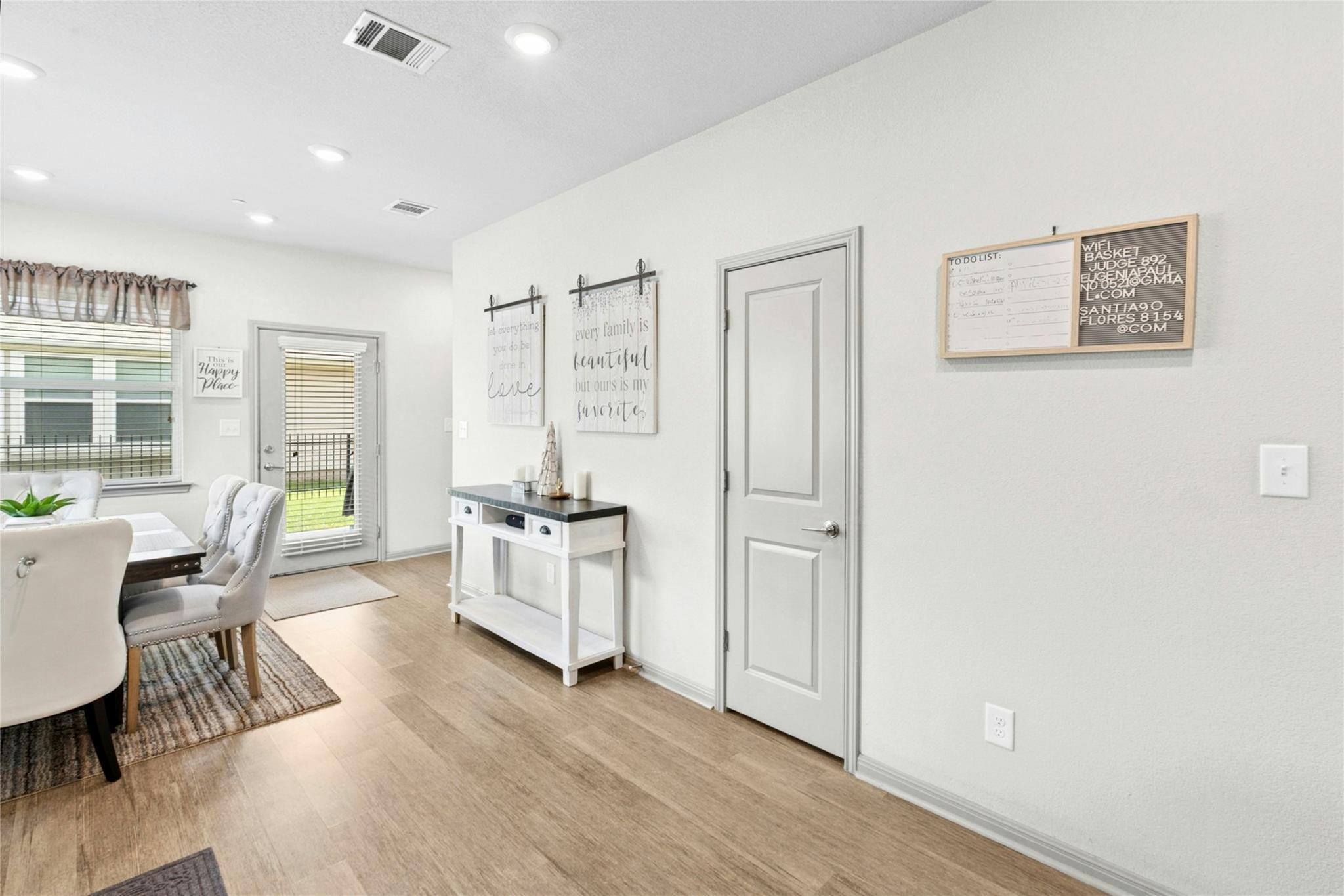 2800 Joe Dimaggio Blvd # 96, Round Rock, TX 78665