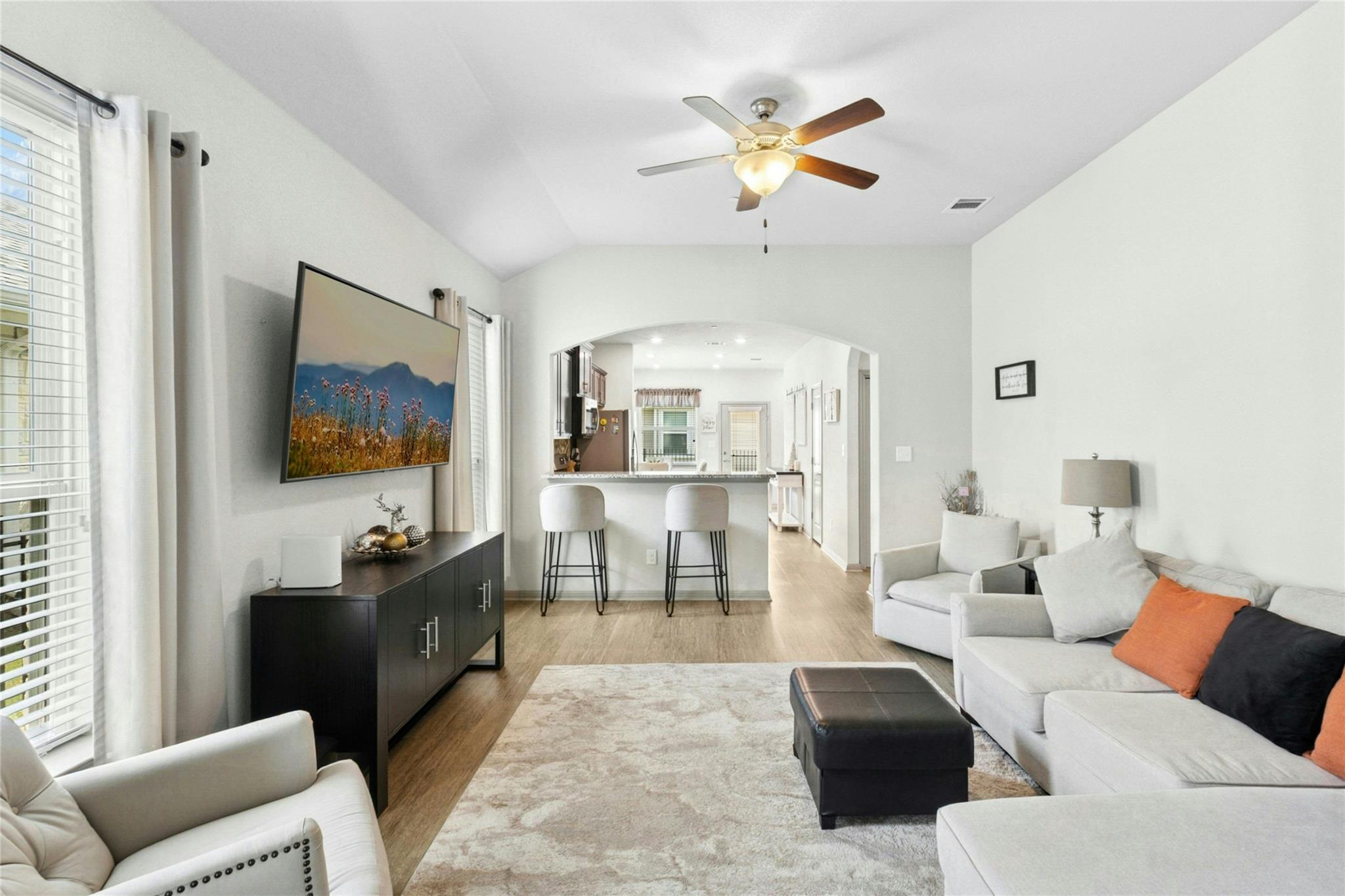 2800 Joe Dimaggio Blvd # 96, Round Rock, TX 78665