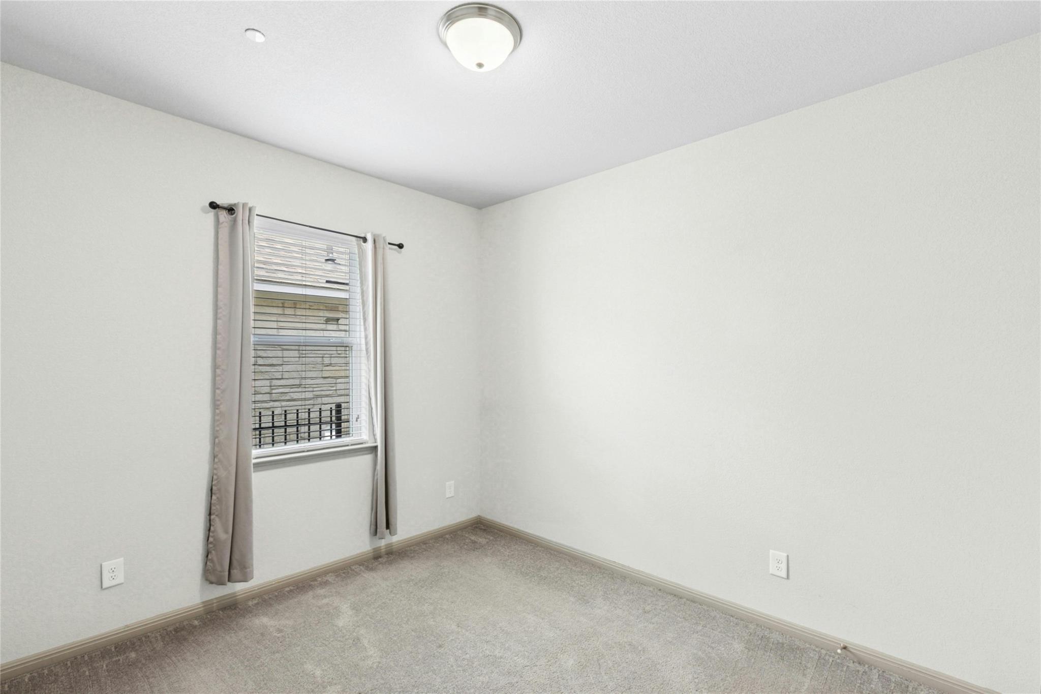 2800 Joe Dimaggio Blvd # 96, Round Rock, TX 78665