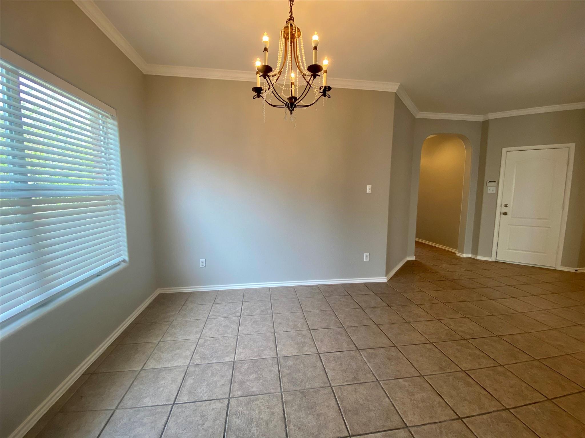 1709 Bowerton Dr, Austin, TX 78754