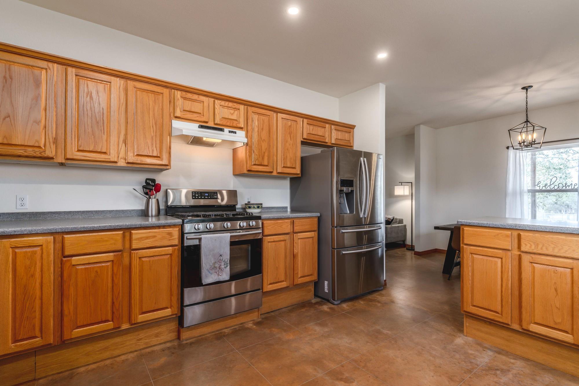 2551 Spring Valley Dr, Dripping Springs, TX 78620